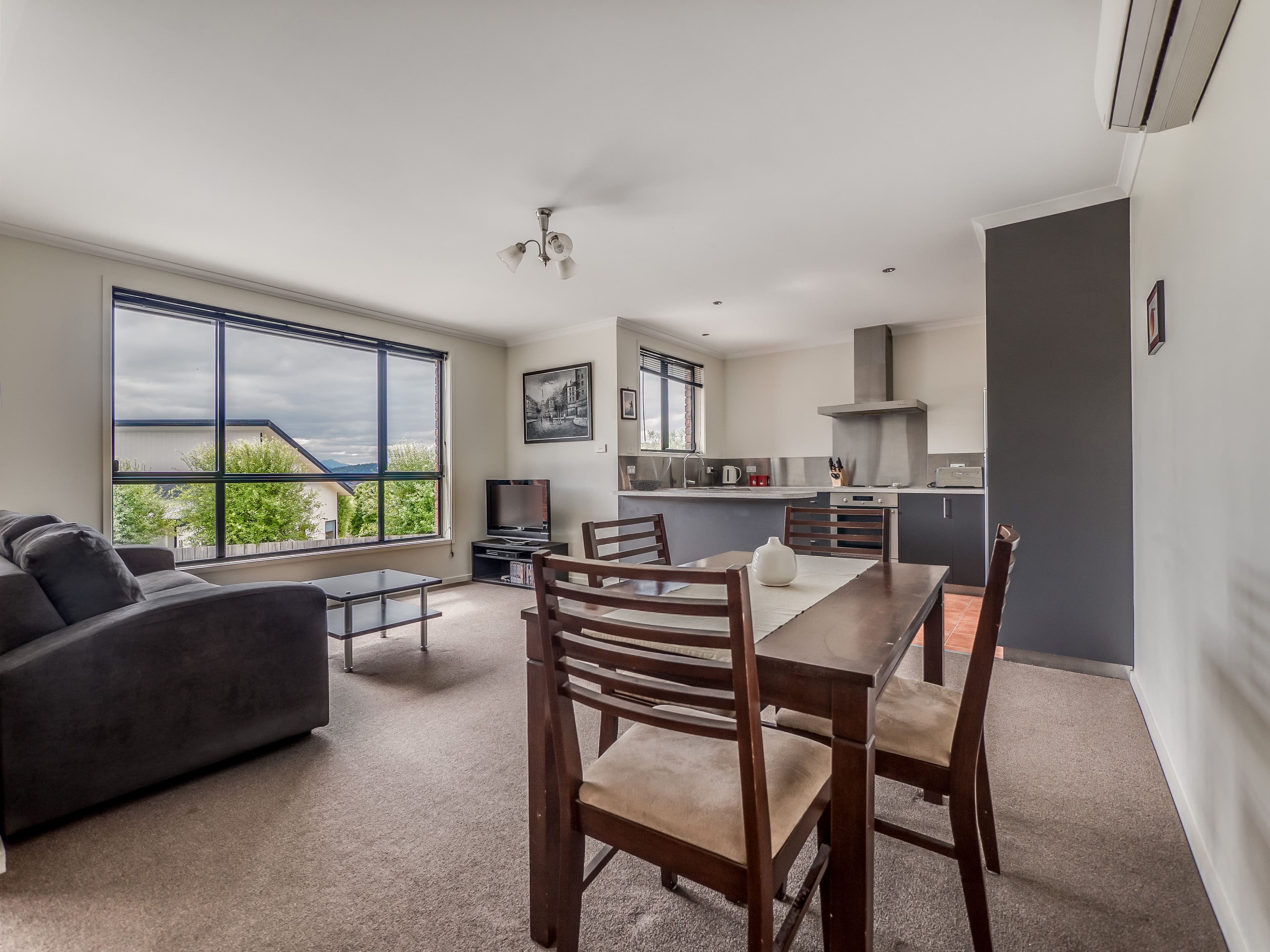 3/12 Walter Place, Howrah TAS 7018, Howrah - Thumbnail 2