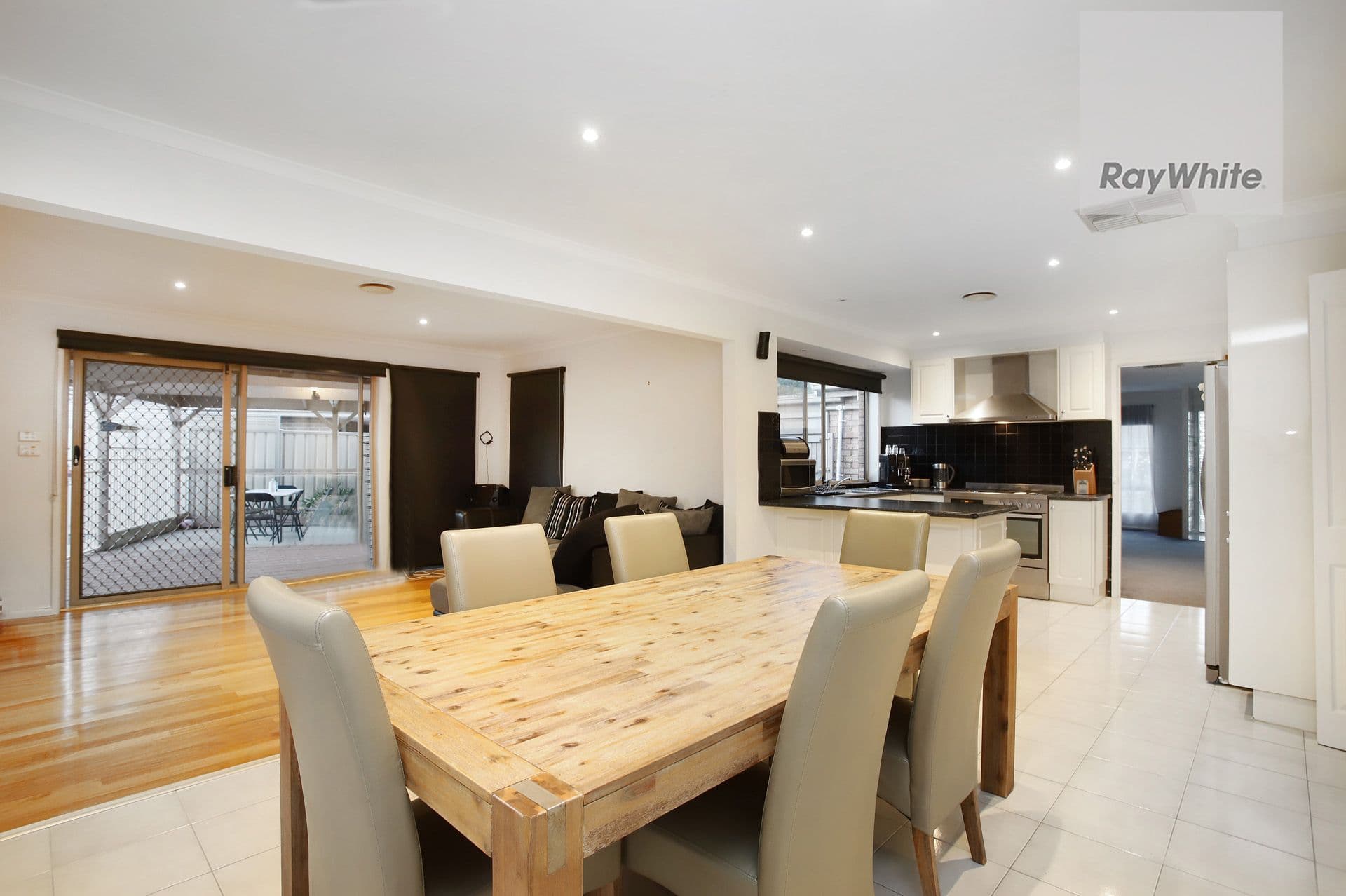 18 Gretna Close, Westmeadows VIC 3049, Westmeadows - Thumbnail 8