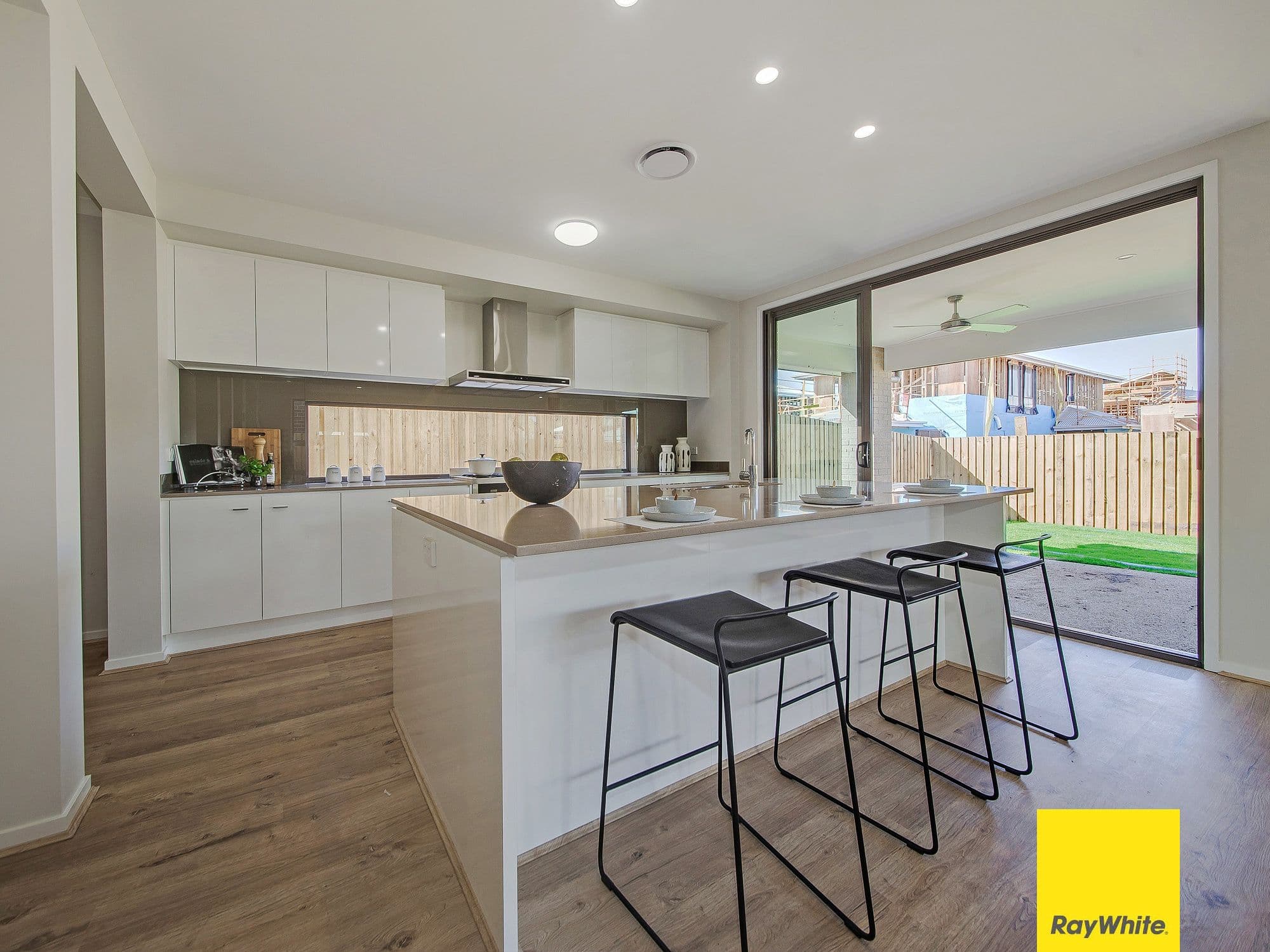 26 Majestic Crescent, Hemmant QLD 4174, Hemmant - Thumbnail 3