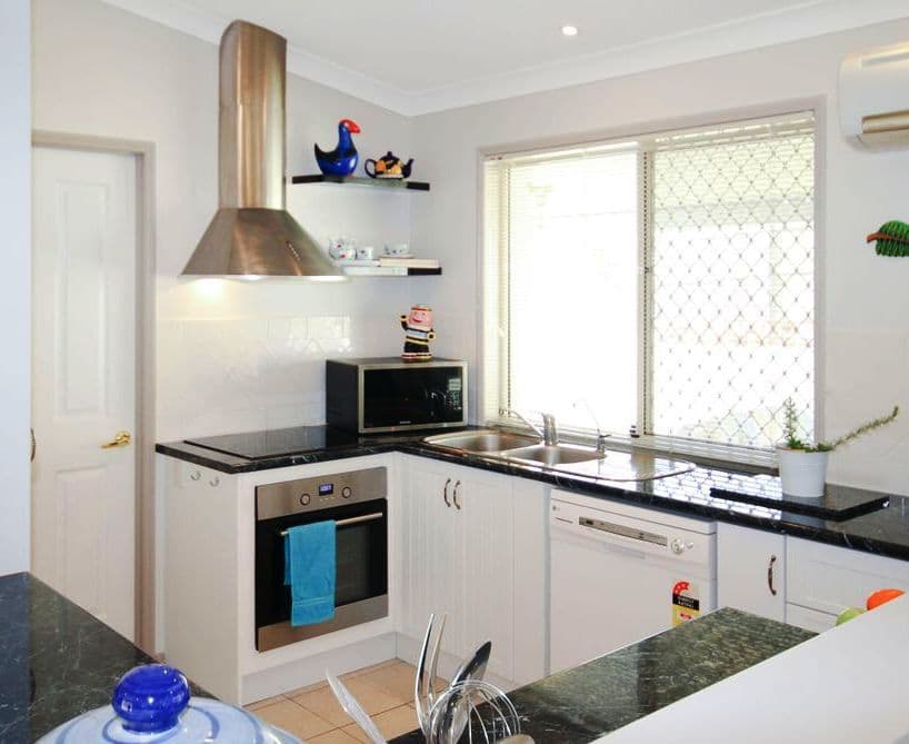 8 Coljohn Street, Landsborough QLD 4550, Landsborough - Thumbnail 3