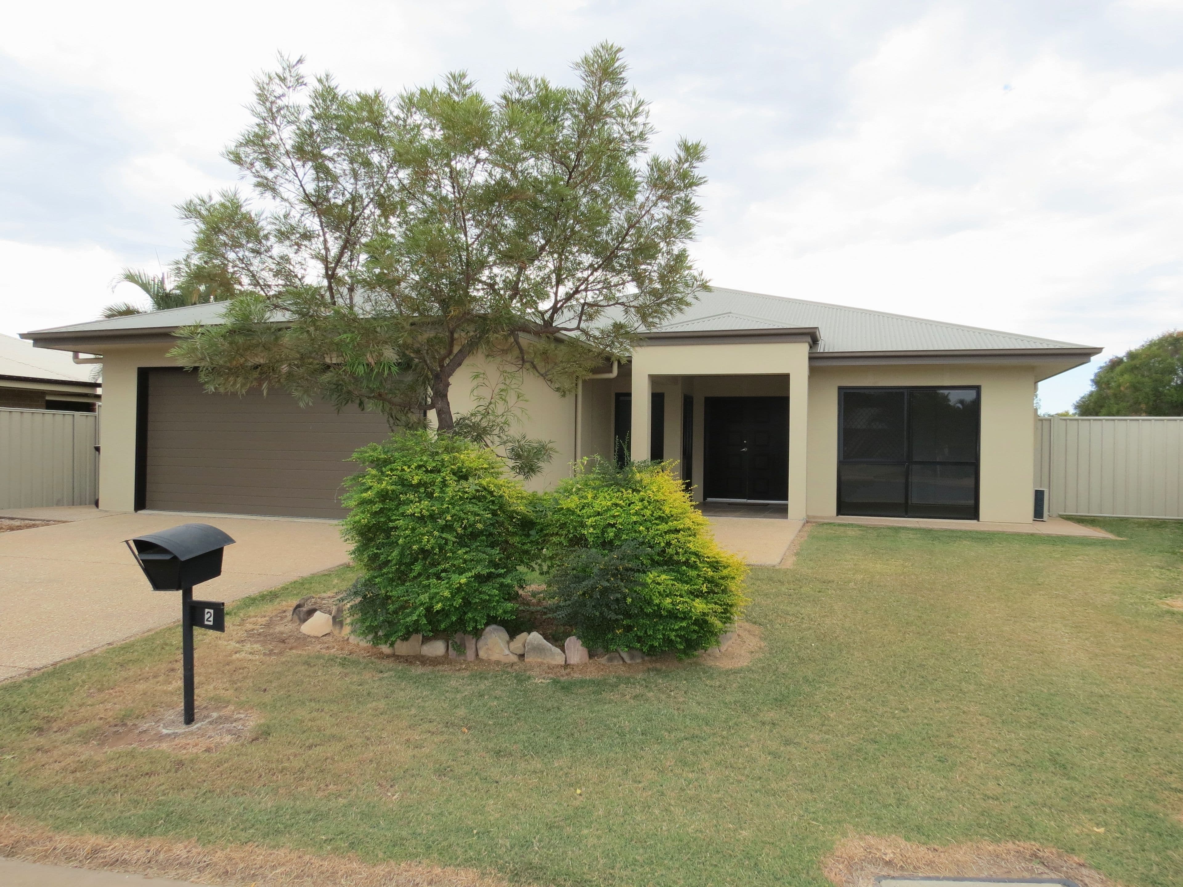 2 Siobhan Court, Emerald QLD 4720, Emerald - Image 1