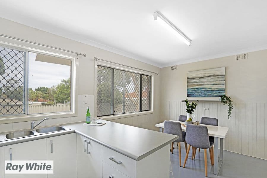 8 Shalford Way, Girrawheen WA 6064, Girrawheen - Thumbnail 5