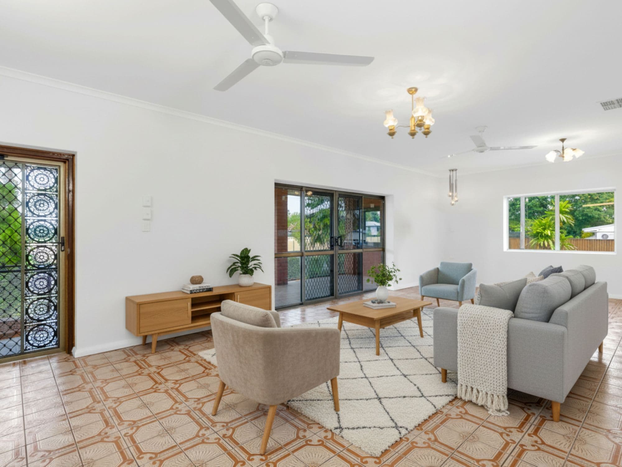 375 Varley Street, Yorkeys Knob QLD 4878, Yorkeys Knob - Thumbnail 4