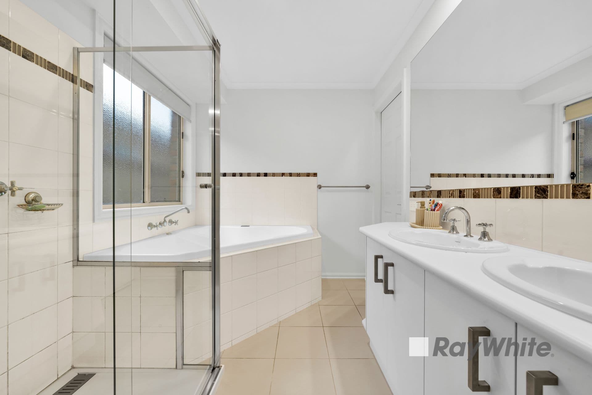 10 Mallett Grove, Lyndhurst VIC 3975, Lyndhurst - Image 1
