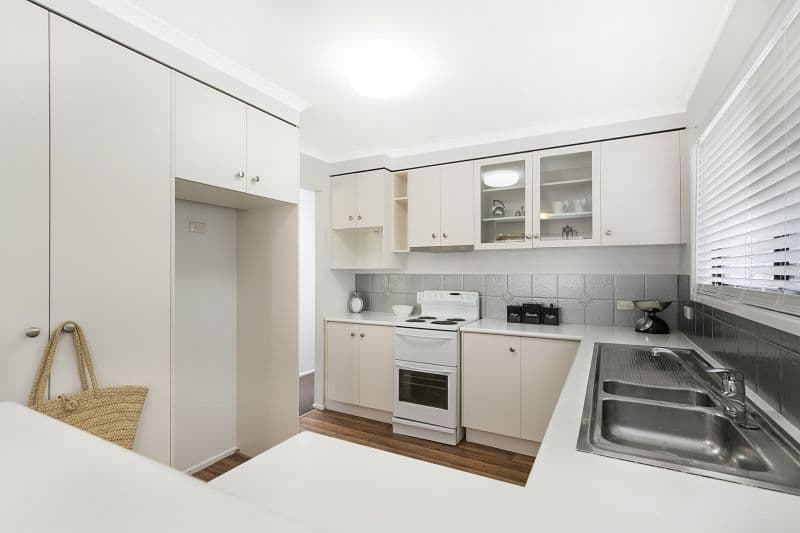 9 Tamarix Street, Chapel Hill QLD 4069, Chapel Hill - Thumbnail 7