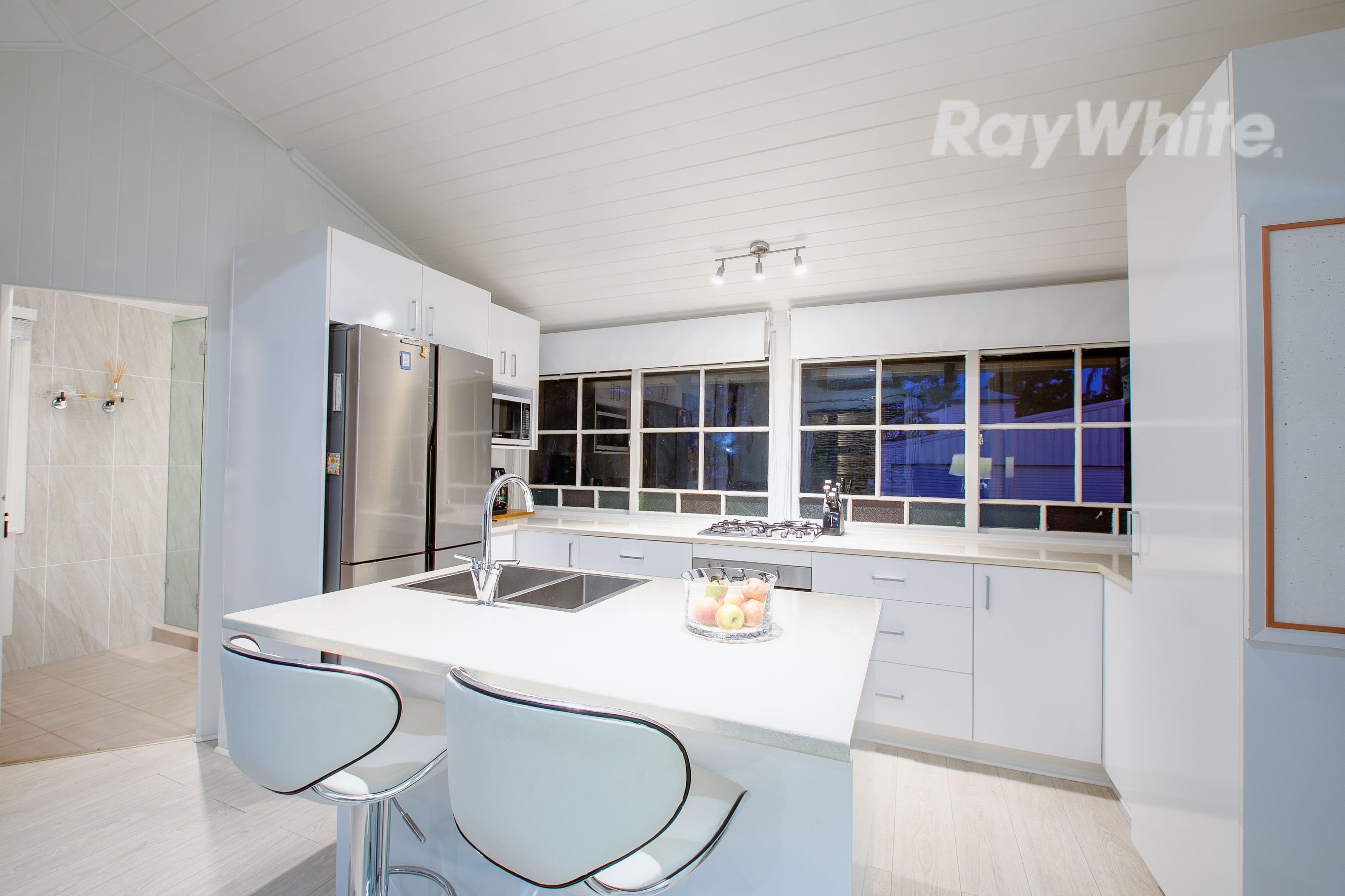 11 Saxelby Street, East Ipswich QLD 4305, East Ipswich - Thumbnail 2