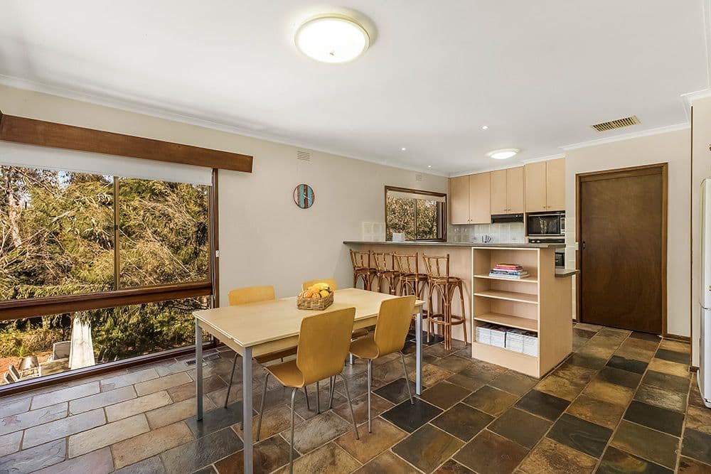 34 Oxford Street, Mount Waverley VIC 3149, Mount Waverley - Thumbnail 4