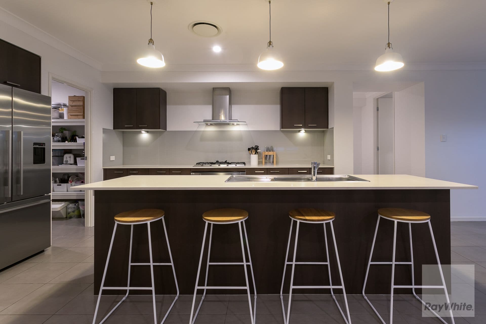 17 Maree Place, Redland Bay QLD 4165, Redland Bay - Thumbnail 3