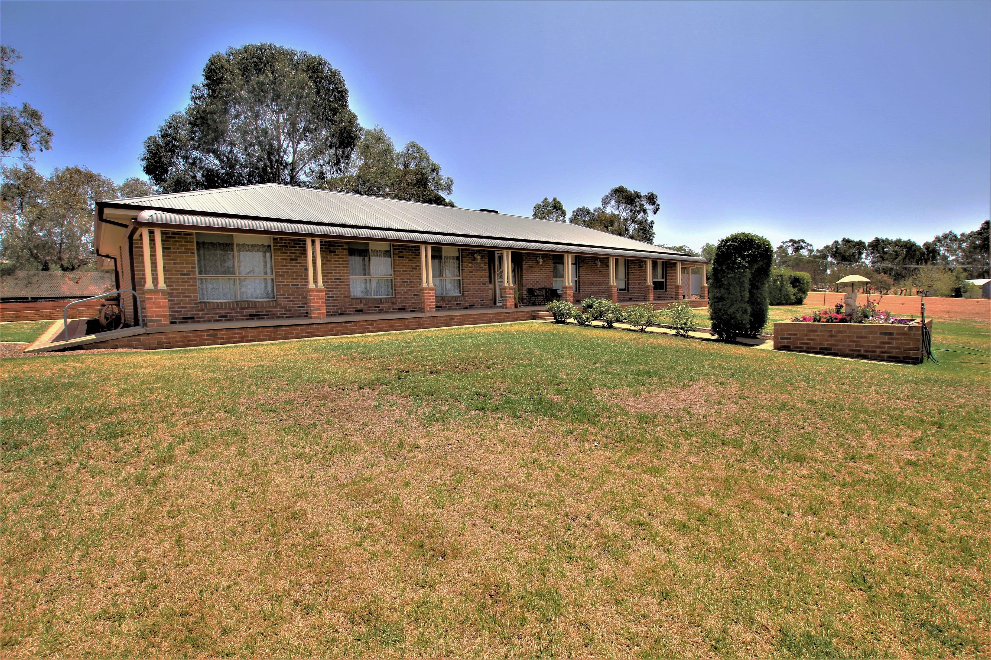 1395 Kingsvale Road, Young NSW 2594, Young - Thumbnail 2
