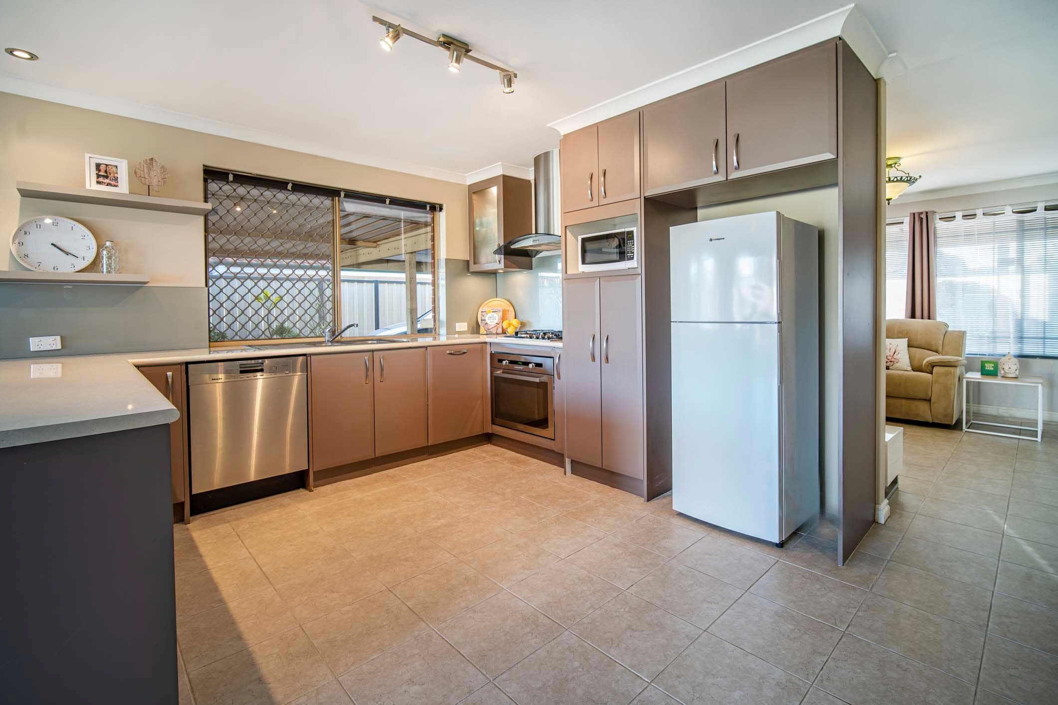 23 Beenan Elbow, South Guildford WA 6055, South Guildford - Thumbnail 3