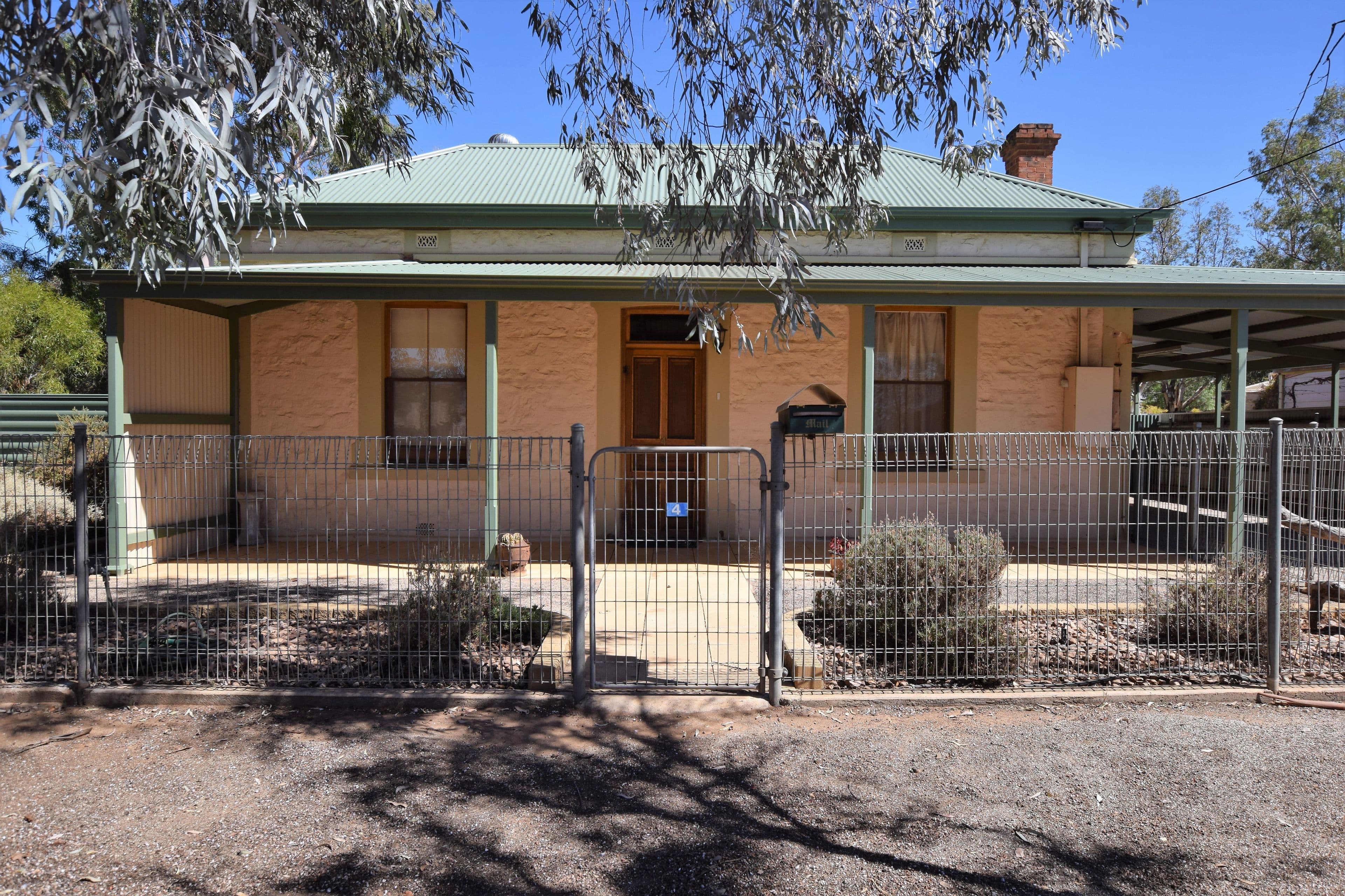 4 McHugh Street, Quorn SA 5433, Quorn - Image 1