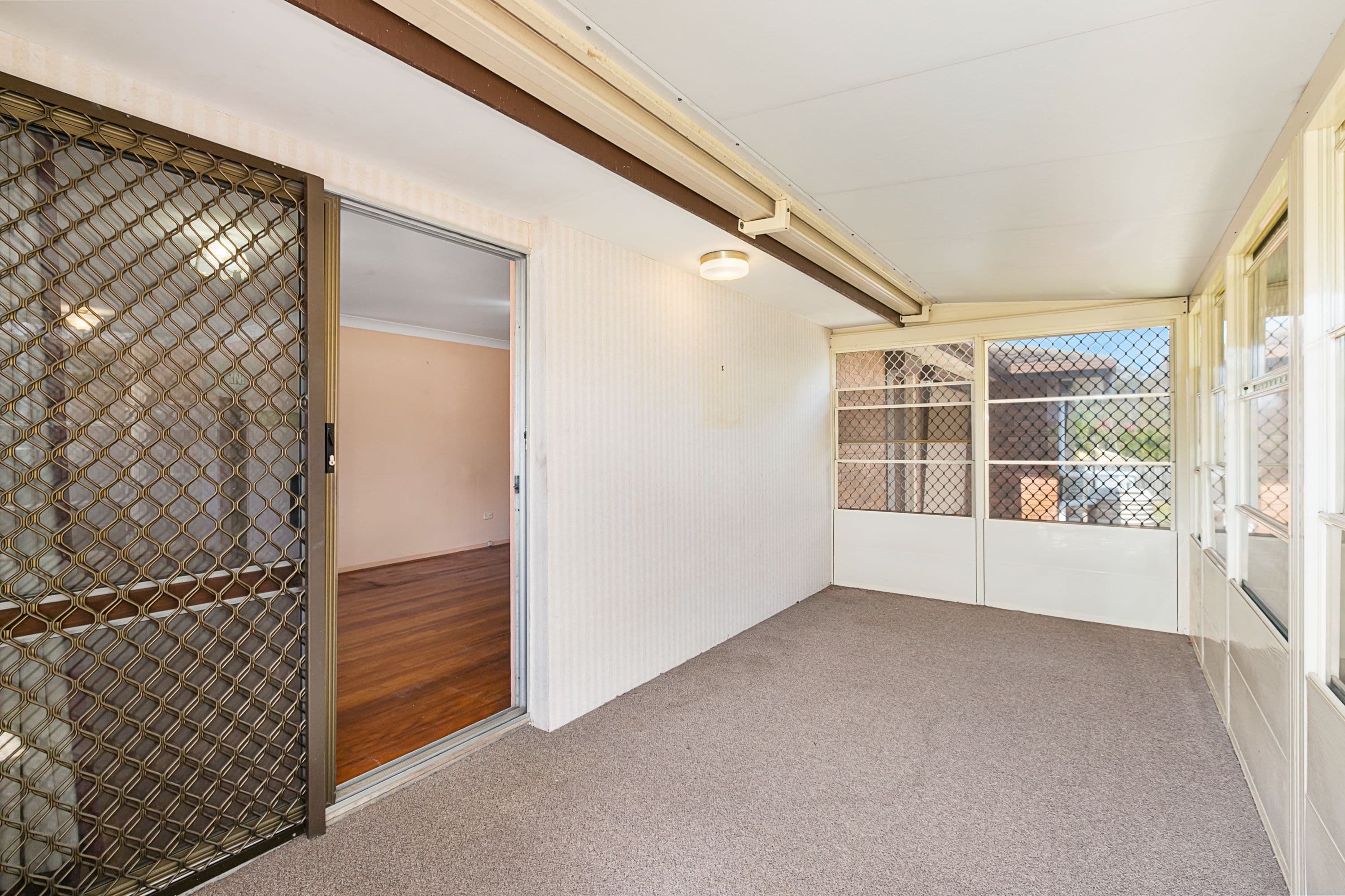 13 Roger Street, Birkdale QLD 4159, Birkdale - Thumbnail 8