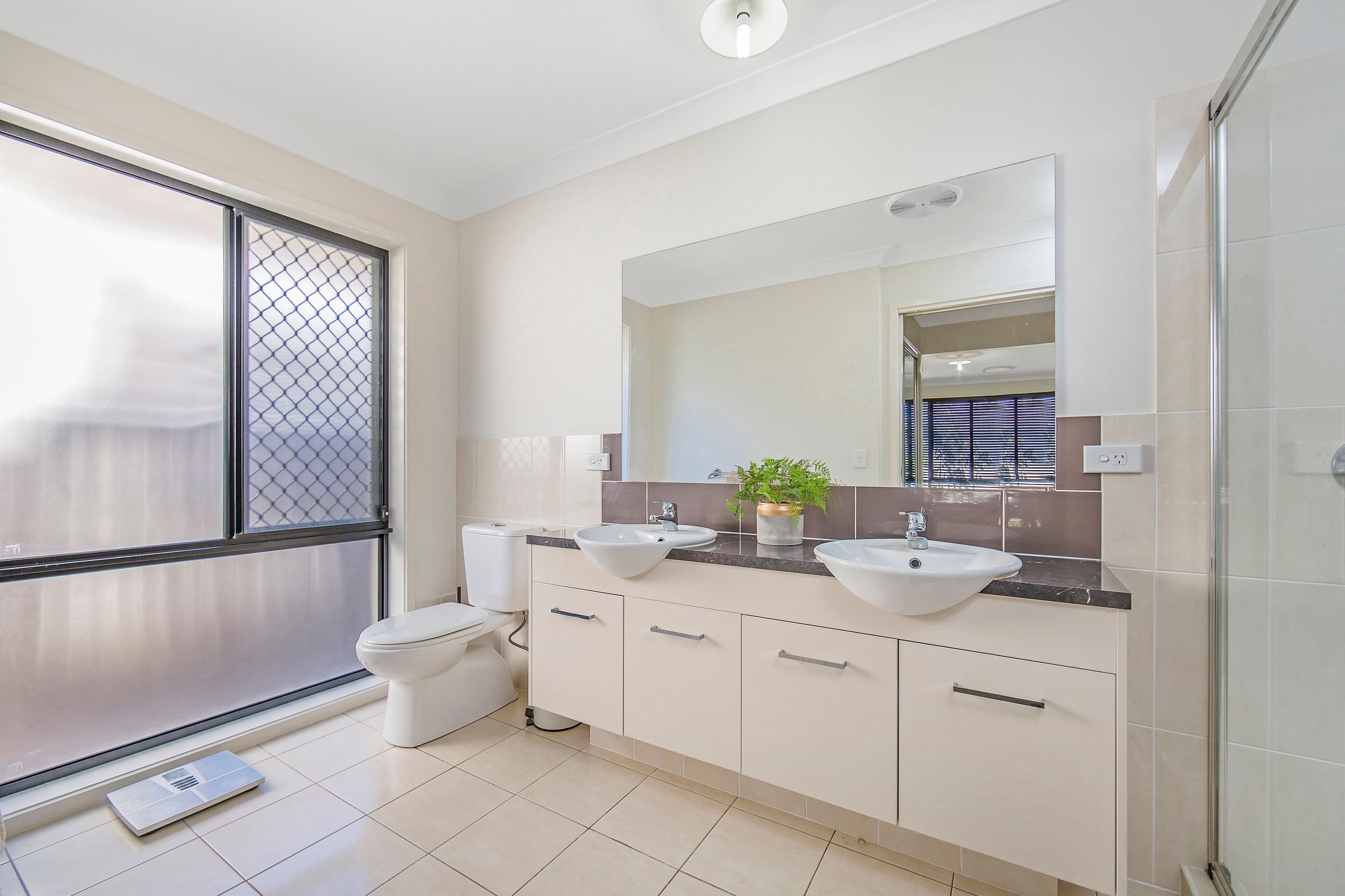 10 Zircon Place, Mango Hill QLD 4509, Mango Hill - Thumbnail 8