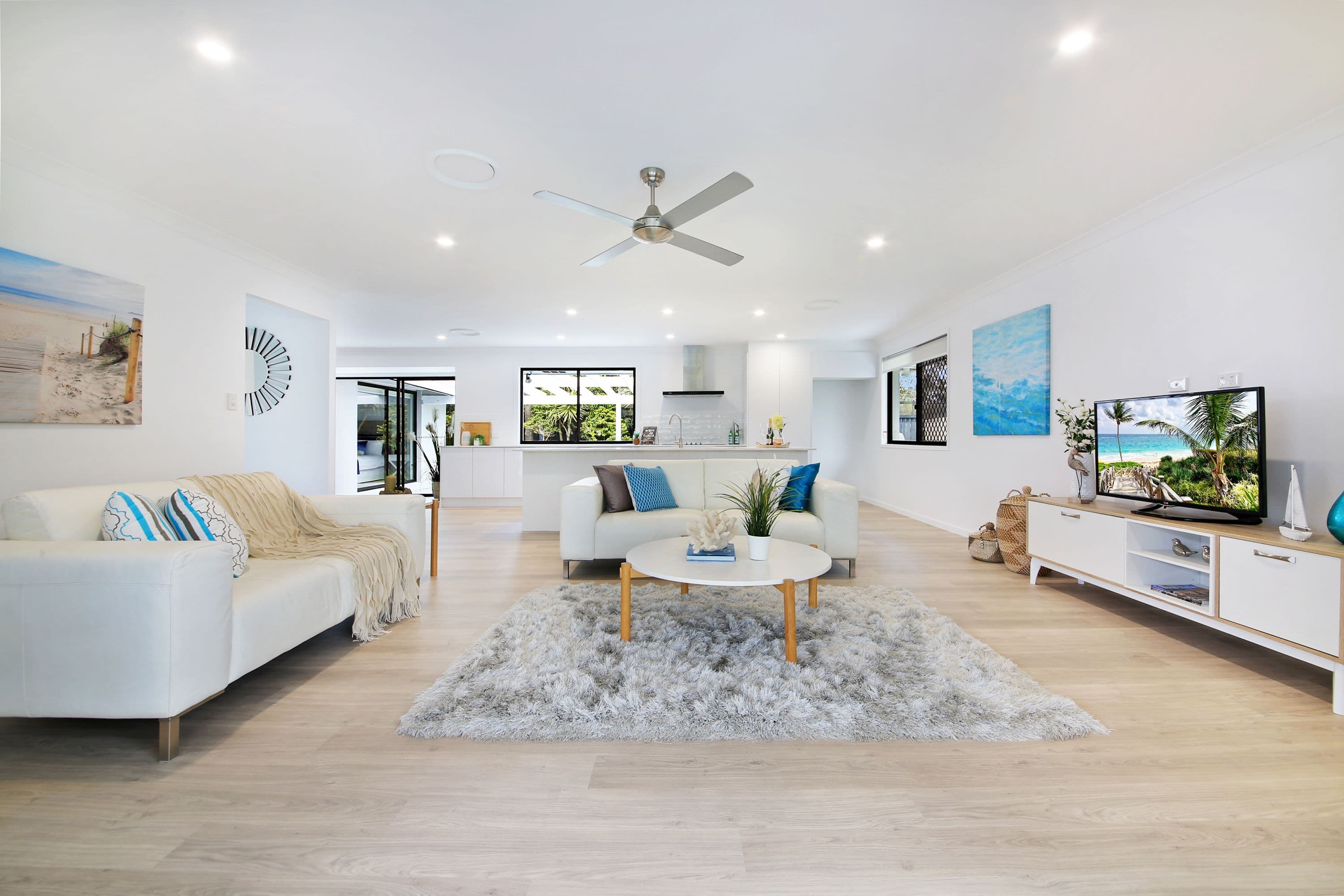 76 Barrier Reef Drive, Mermaid Waters QLD 4218, Mermaid Waters - Thumbnail 3