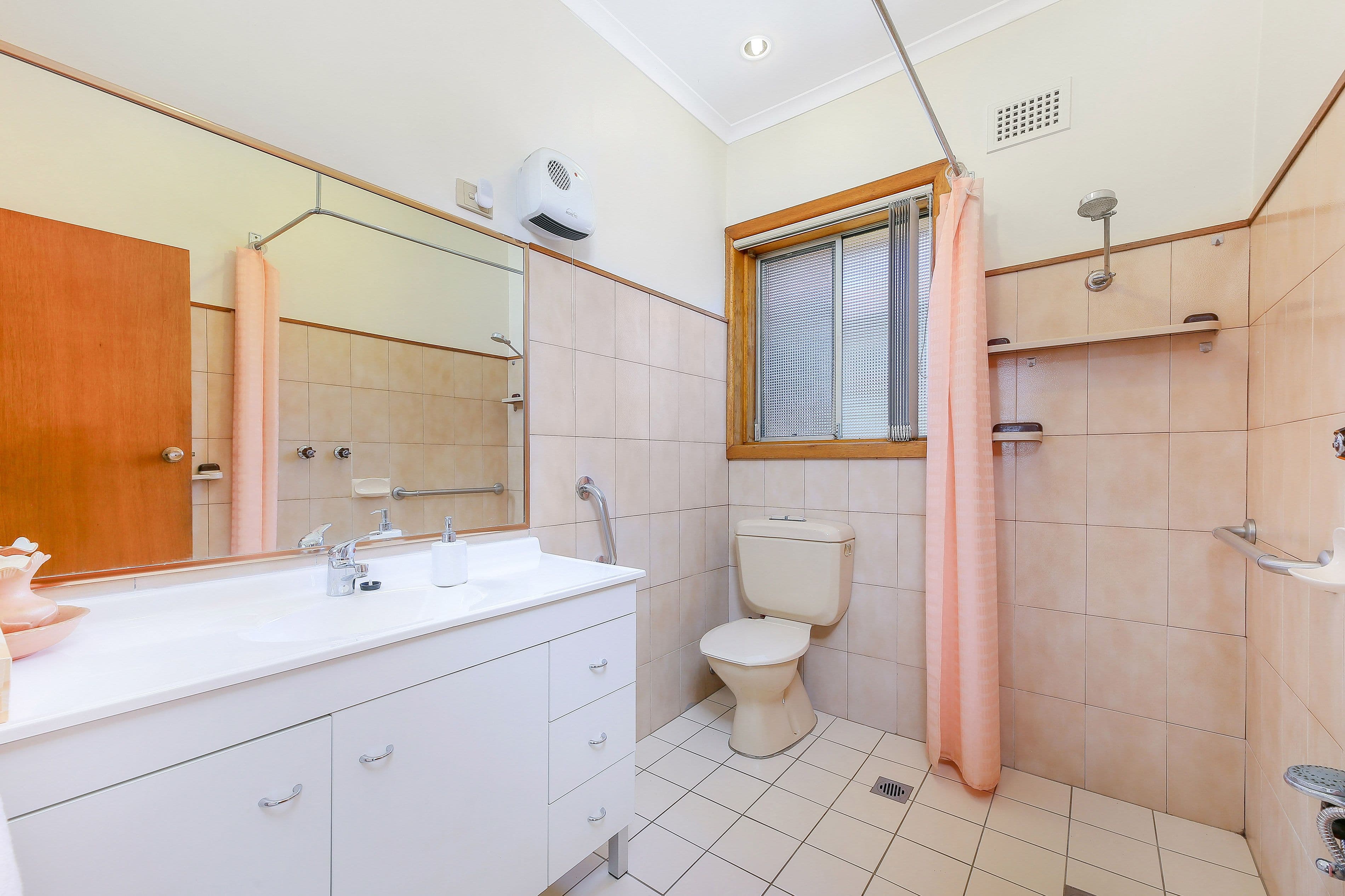 242 Wangee Road, Greenacre NSW 2190, Greenacre - Thumbnail 6
