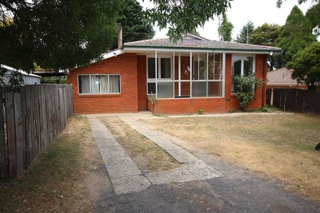 14 Tarana Crescent, Oberon - Image 1