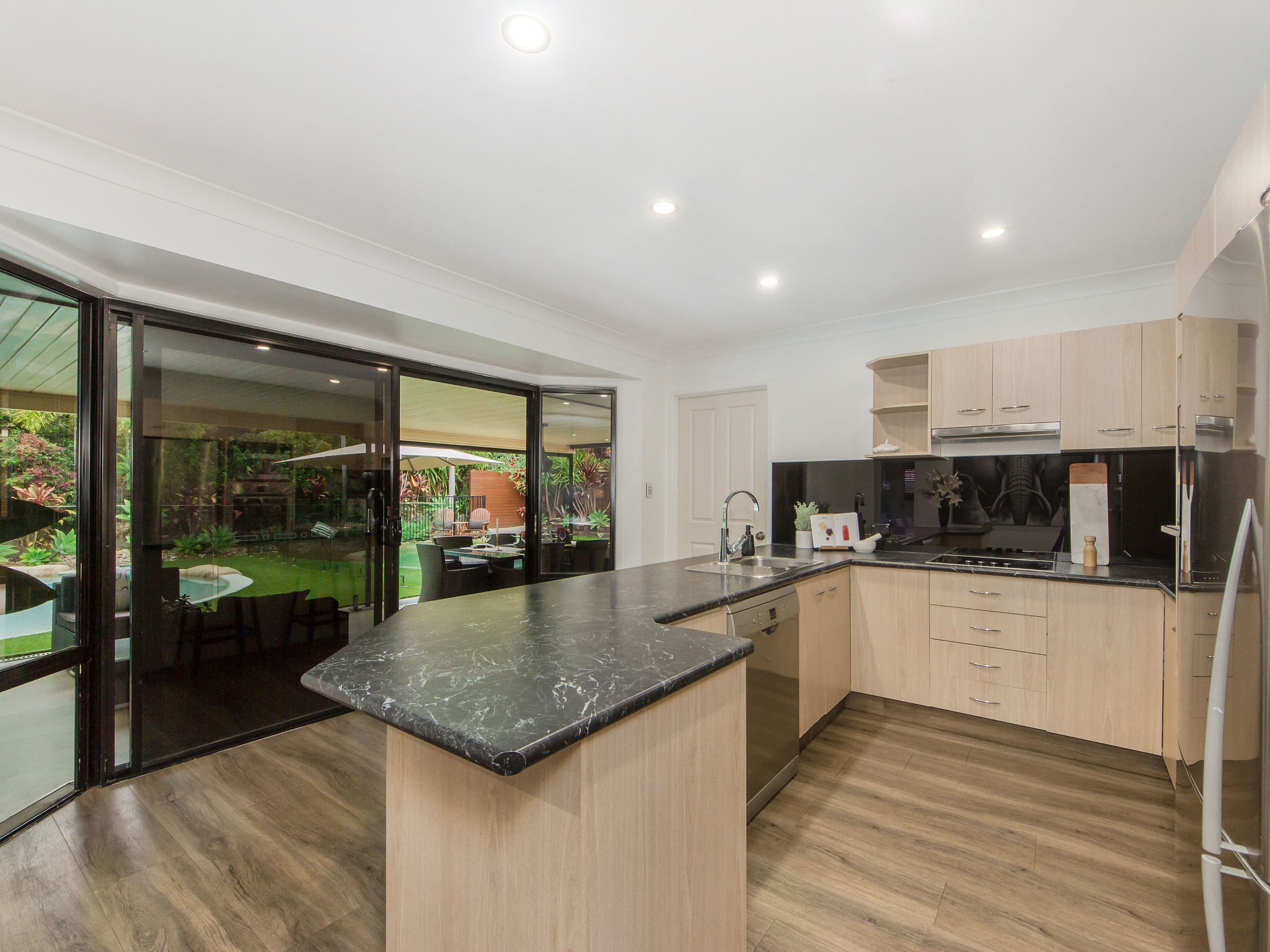 11 Swanton Drive, Mudgeeraba QLD 4213, Mudgeeraba - Thumbnail 7