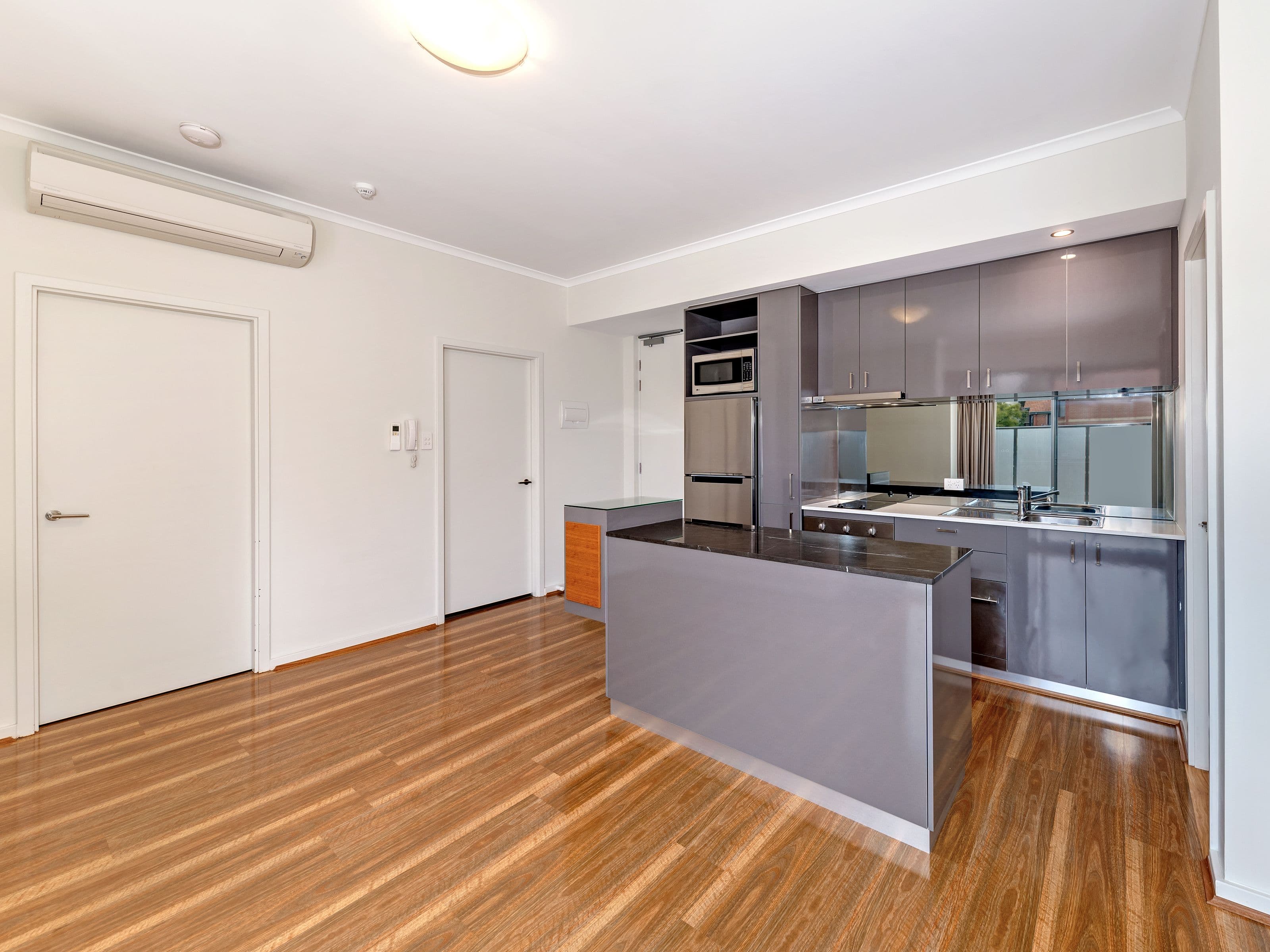 10/35 Wellington Street, East Perth WA 6004, East Perth - Thumbnail 5