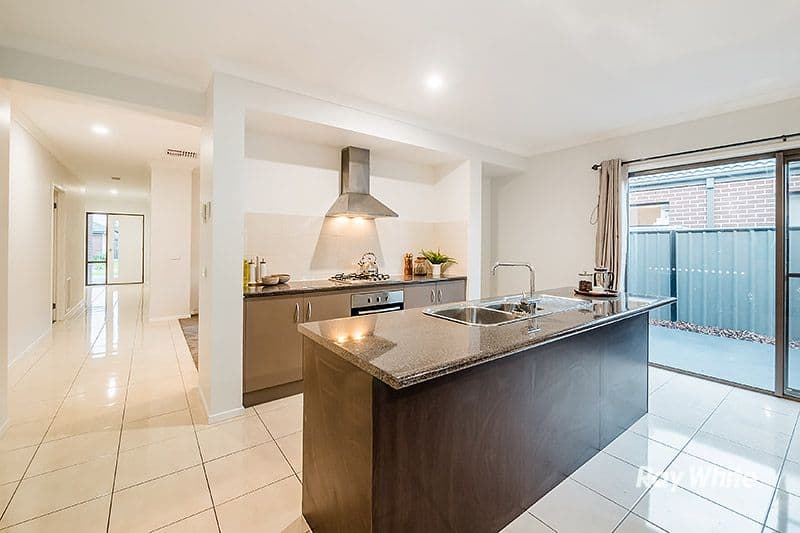 20 Gelderland Drive, Clyde North VIC 3978, Clyde North - Thumbnail 8