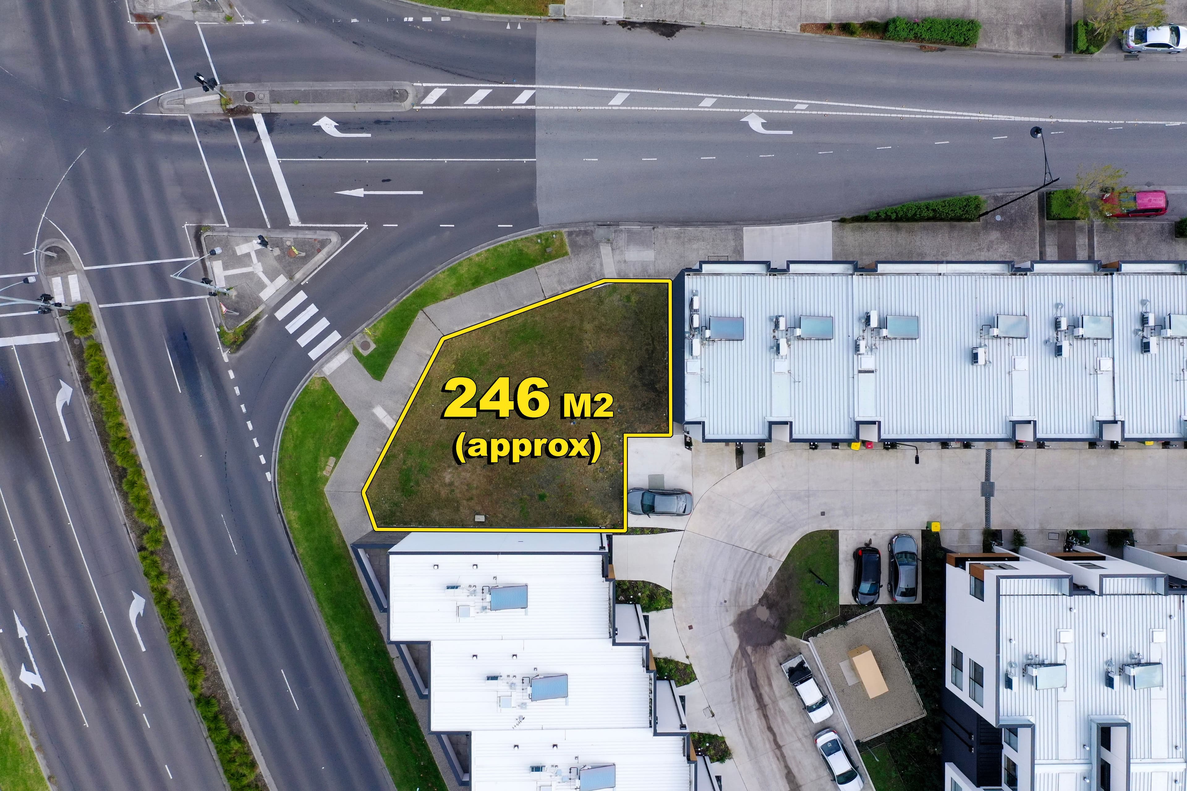 196 Henry Road, Pakenham VIC 3810, Pakenham - Thumbnail 2