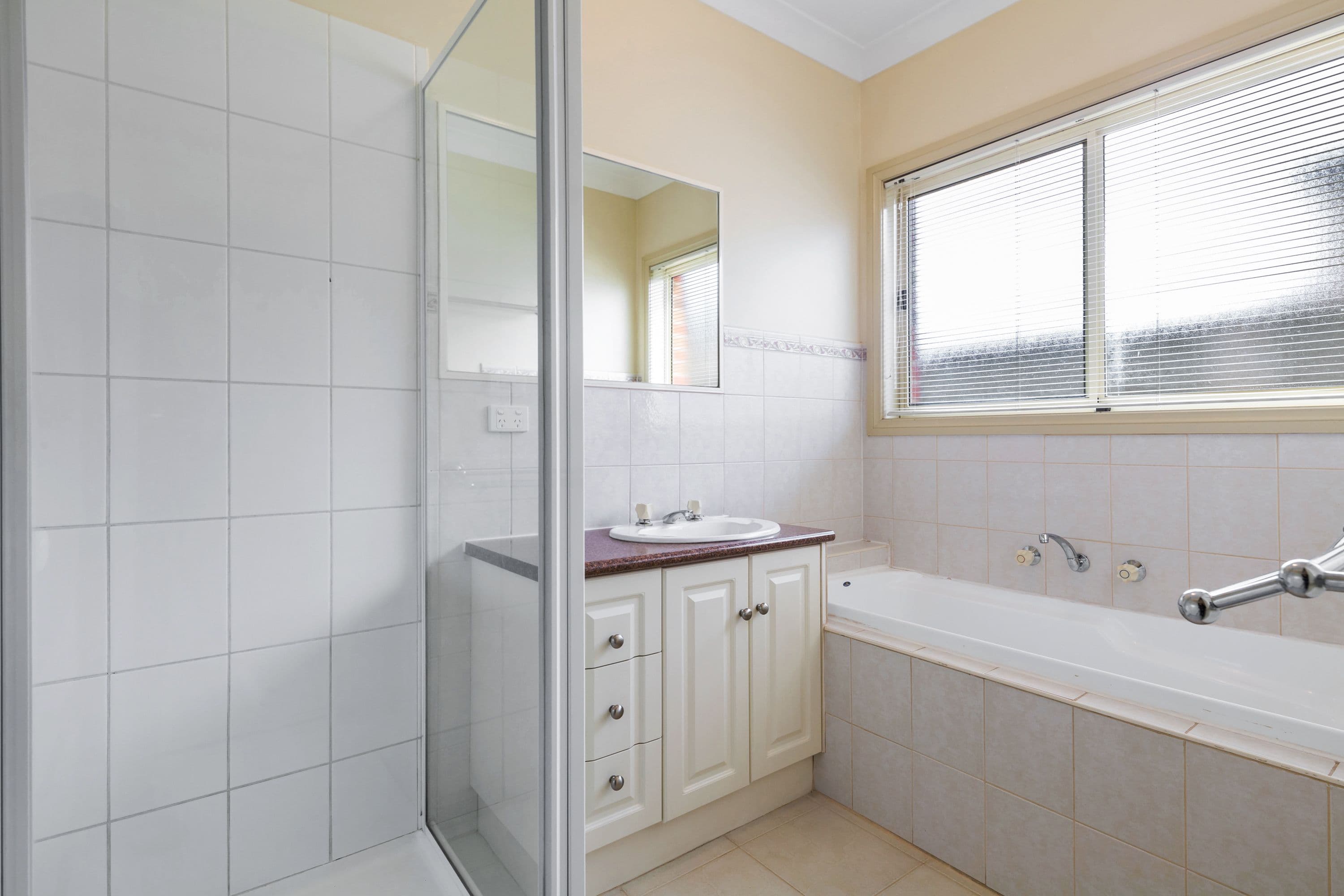 70 Dalkeith Drive, Point Cook VIC 3030, Point Cook - Thumbnail 2
