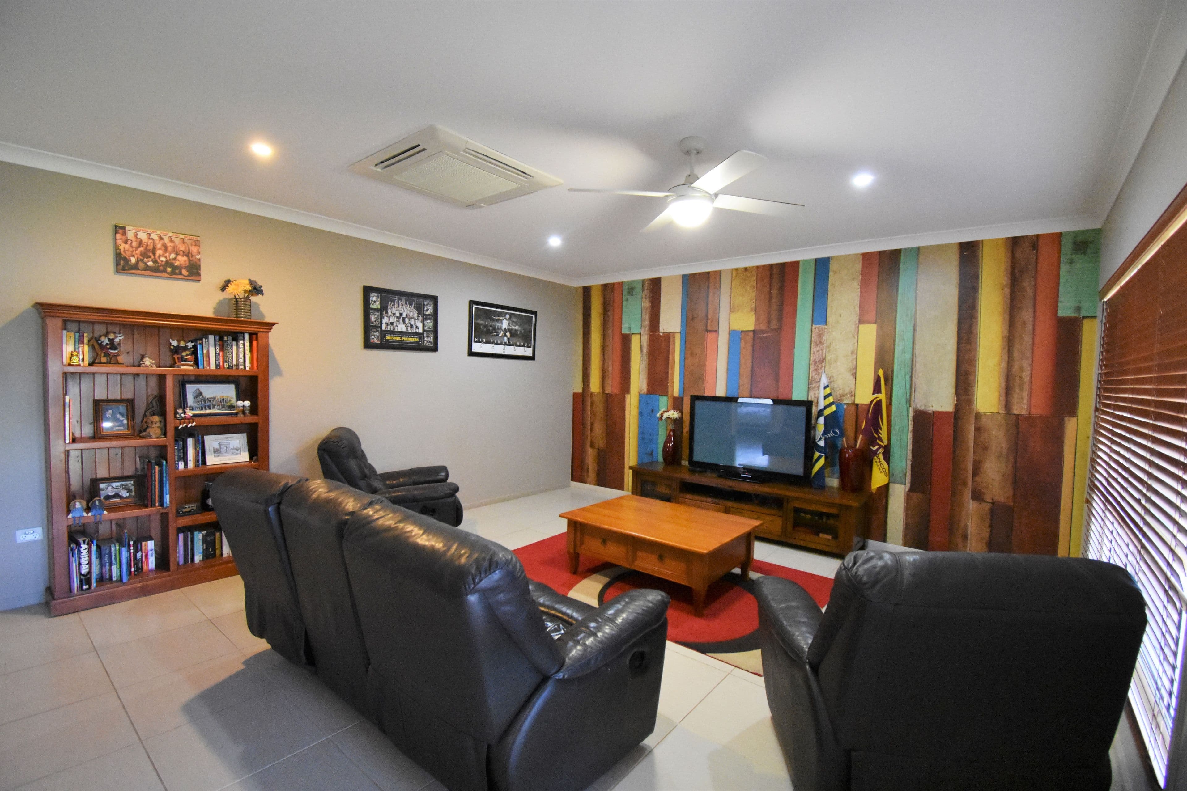 10 Gum Street, Barcaldine QLD 4725, Barcaldine - Thumbnail 2