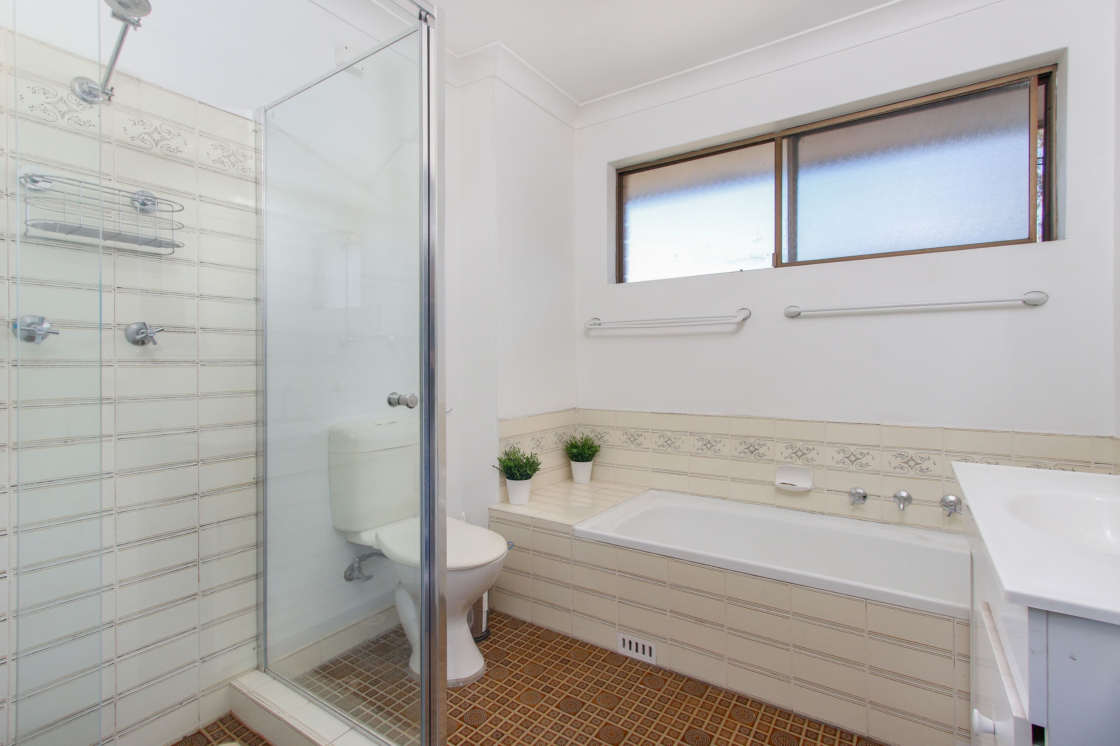 24 Toronto Parade, Sutherland NSW 2232, Sutherland - Thumbnail 8