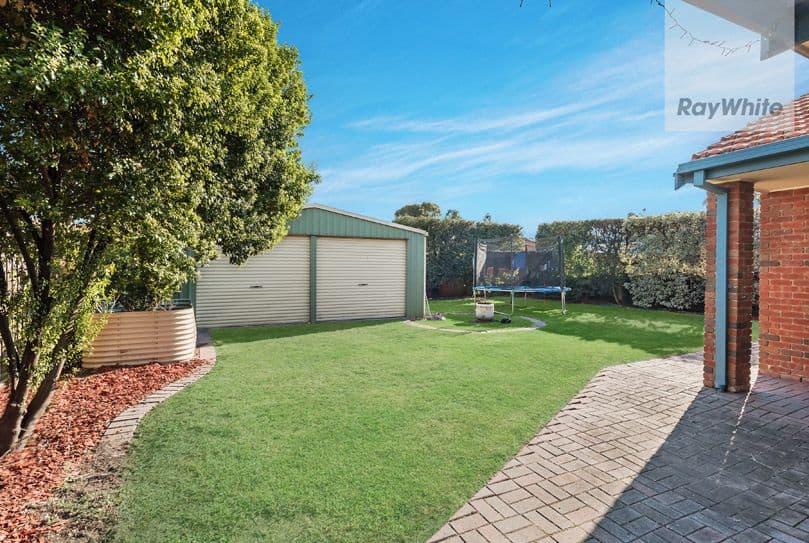 15 Carroll Crescent, Mill Park VIC 3082, Mill Park - Thumbnail 8