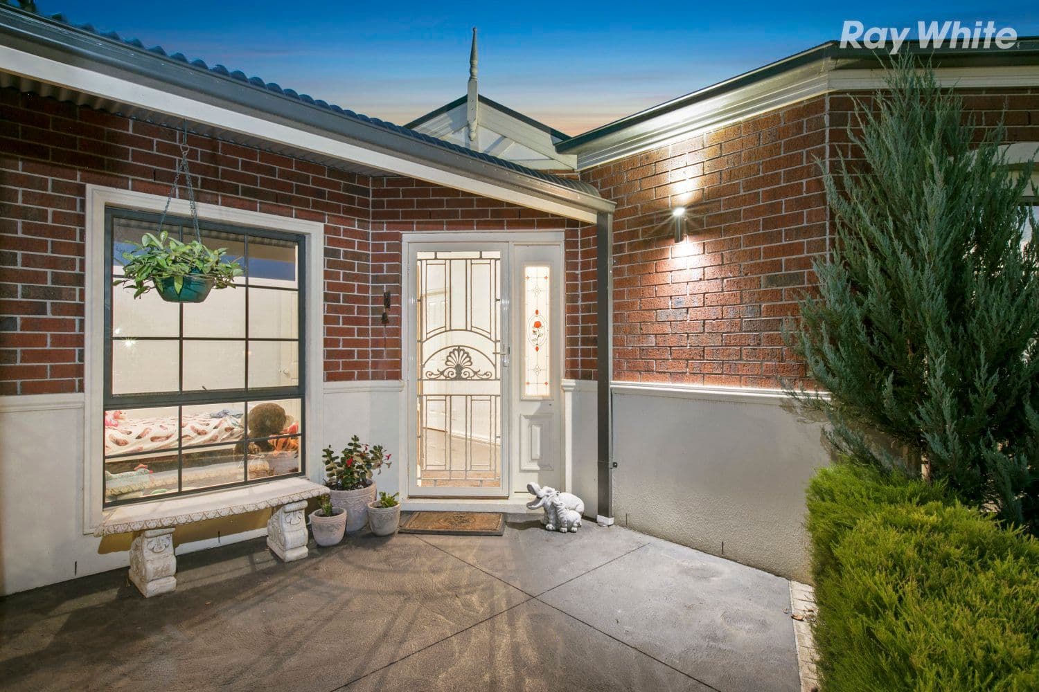 54 Arthur Phillip Drive, Pakenham VIC 3810, Pakenham - Thumbnail 2