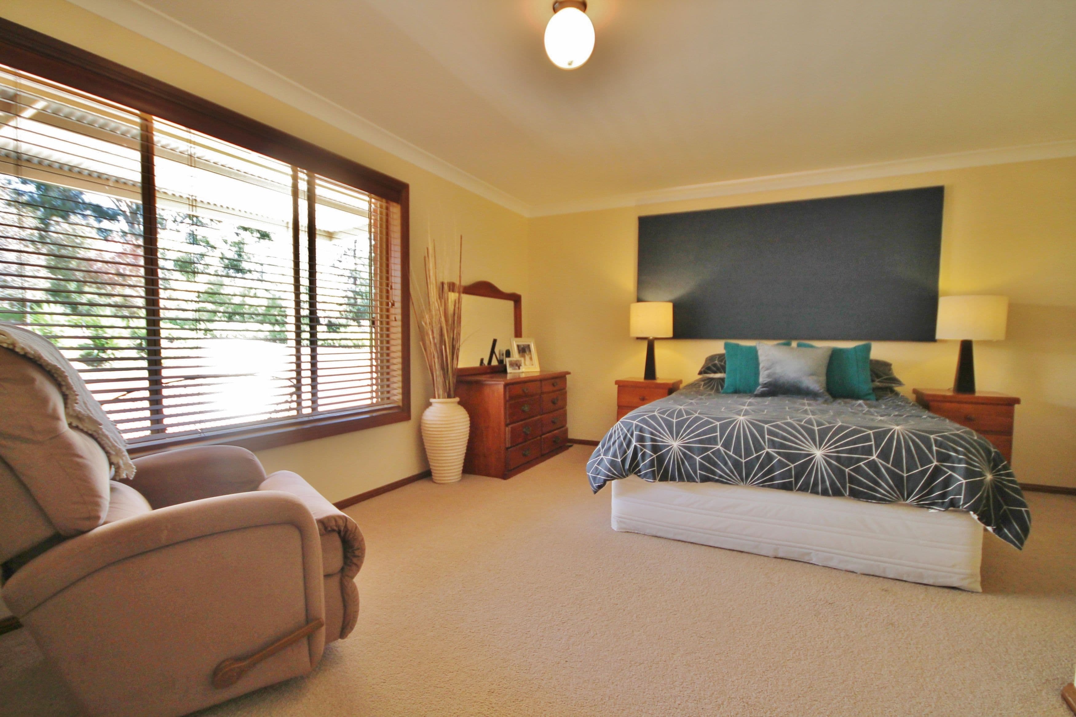 50 - 52 Petticoat Lane, Young NSW 2594, Young - Thumbnail 7