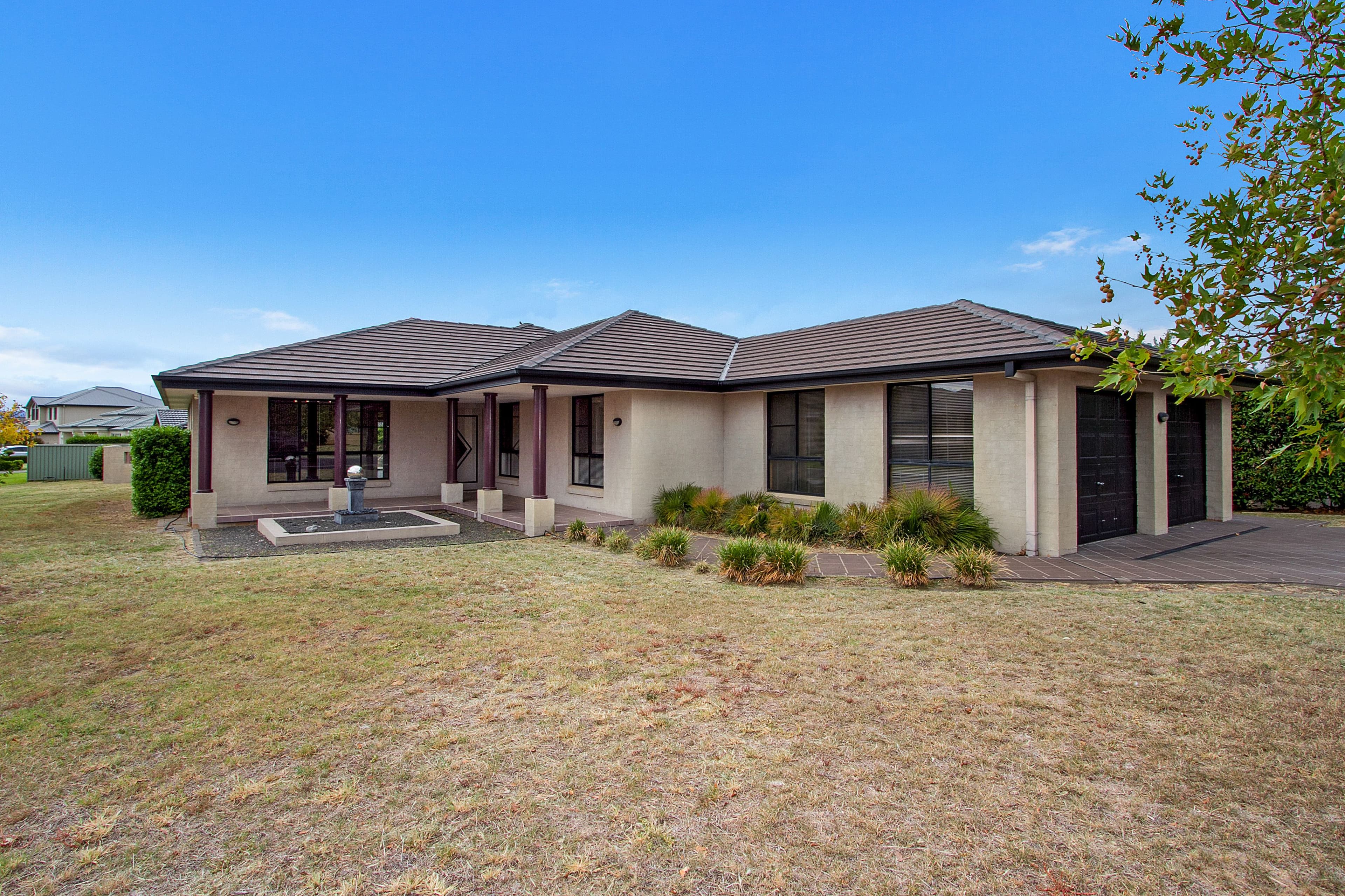 33 The Grange, Tamworth NSW 2340, Tamworth - Image 1