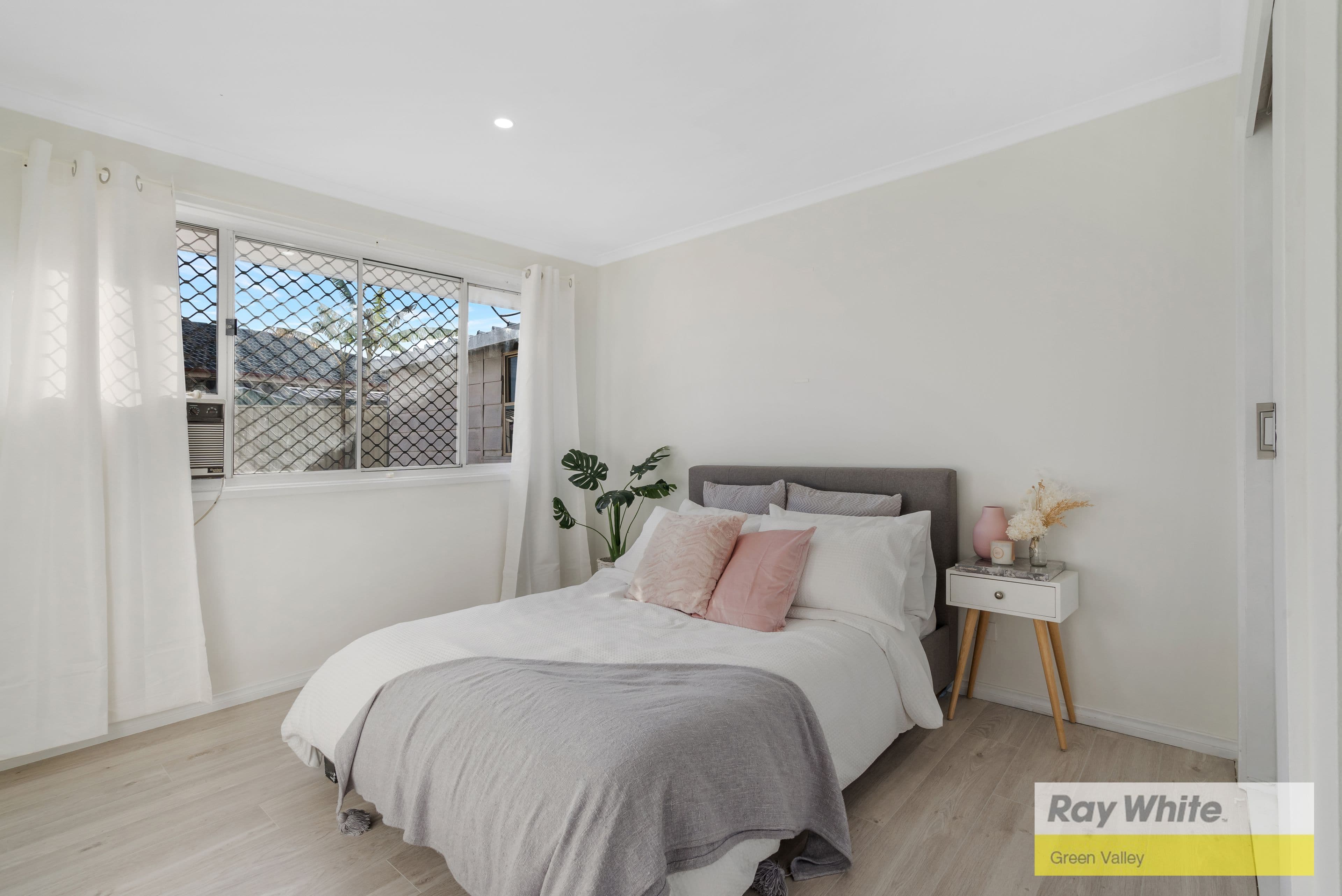 107 Falcon Circuit, Green Valley NSW 2168, Green Valley - Thumbnail 4