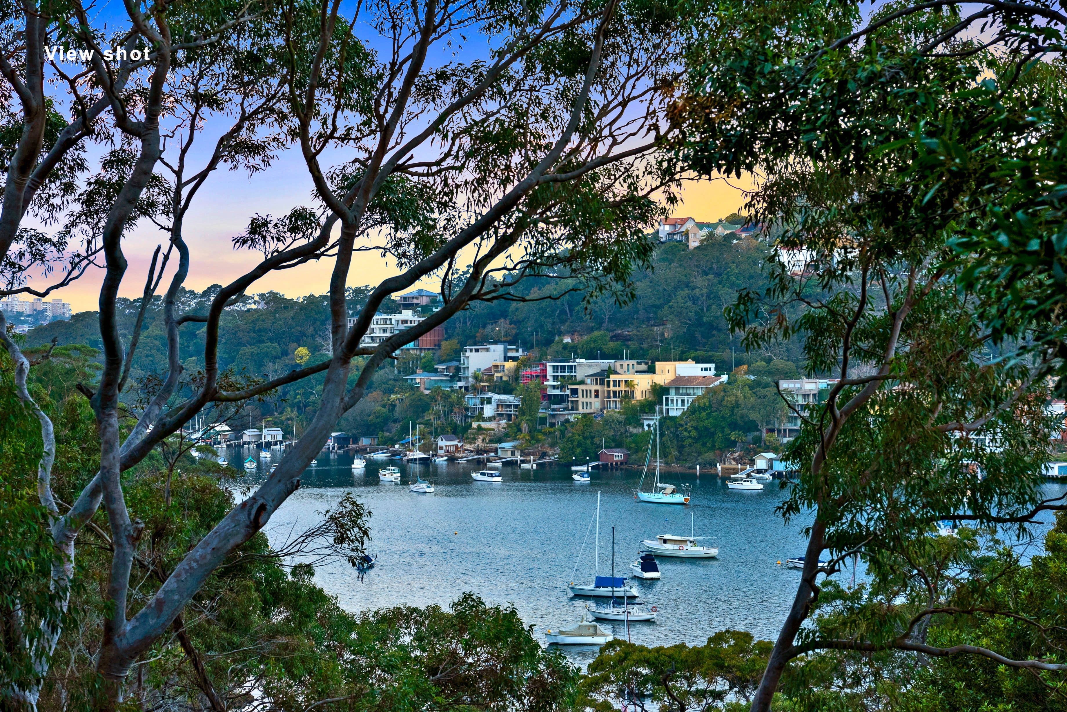 15 The Scarp, Castlecrag - Thumbnail 3