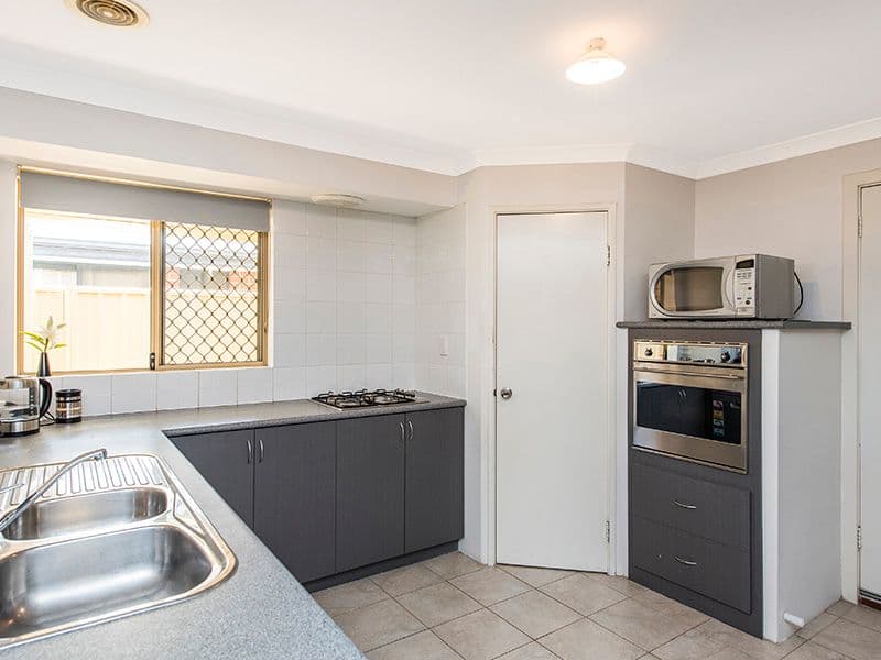16 Claiborne Road, Secret Harbour WA 6173, Secret Harbour - Thumbnail 8