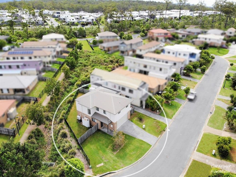 19 Kelly Avenue, Coomera QLD 4209, Coomera - Thumbnail 4