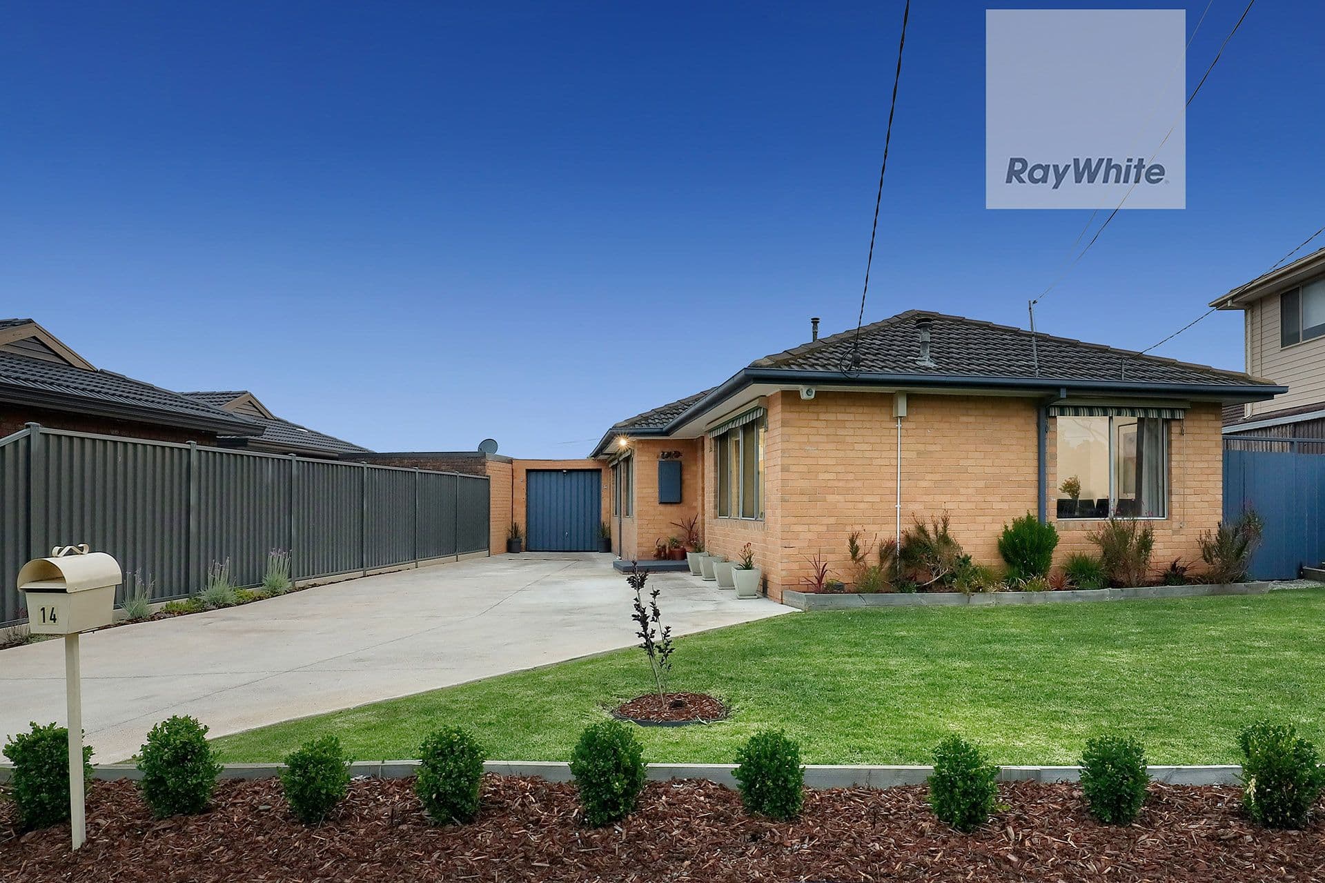 14 Katrina Drive, Gladstone Park VIC 3043, Gladstone Park - Thumbnail 2