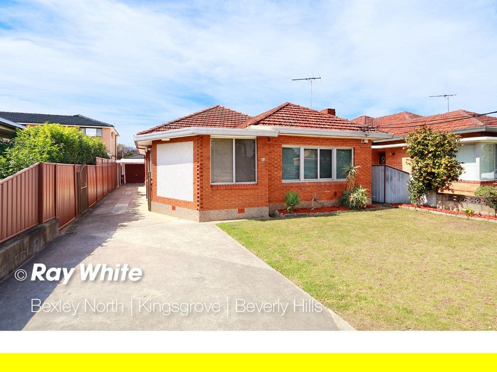48 Lee Avenue, Beverly Hills - Image 1