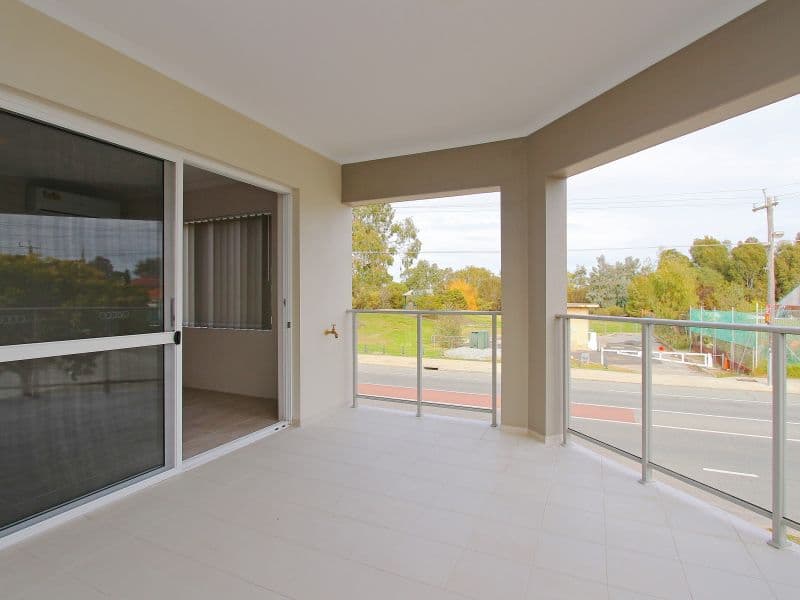 2/2 Wallace Street, Belmont WA 6104, Belmont - Image 1