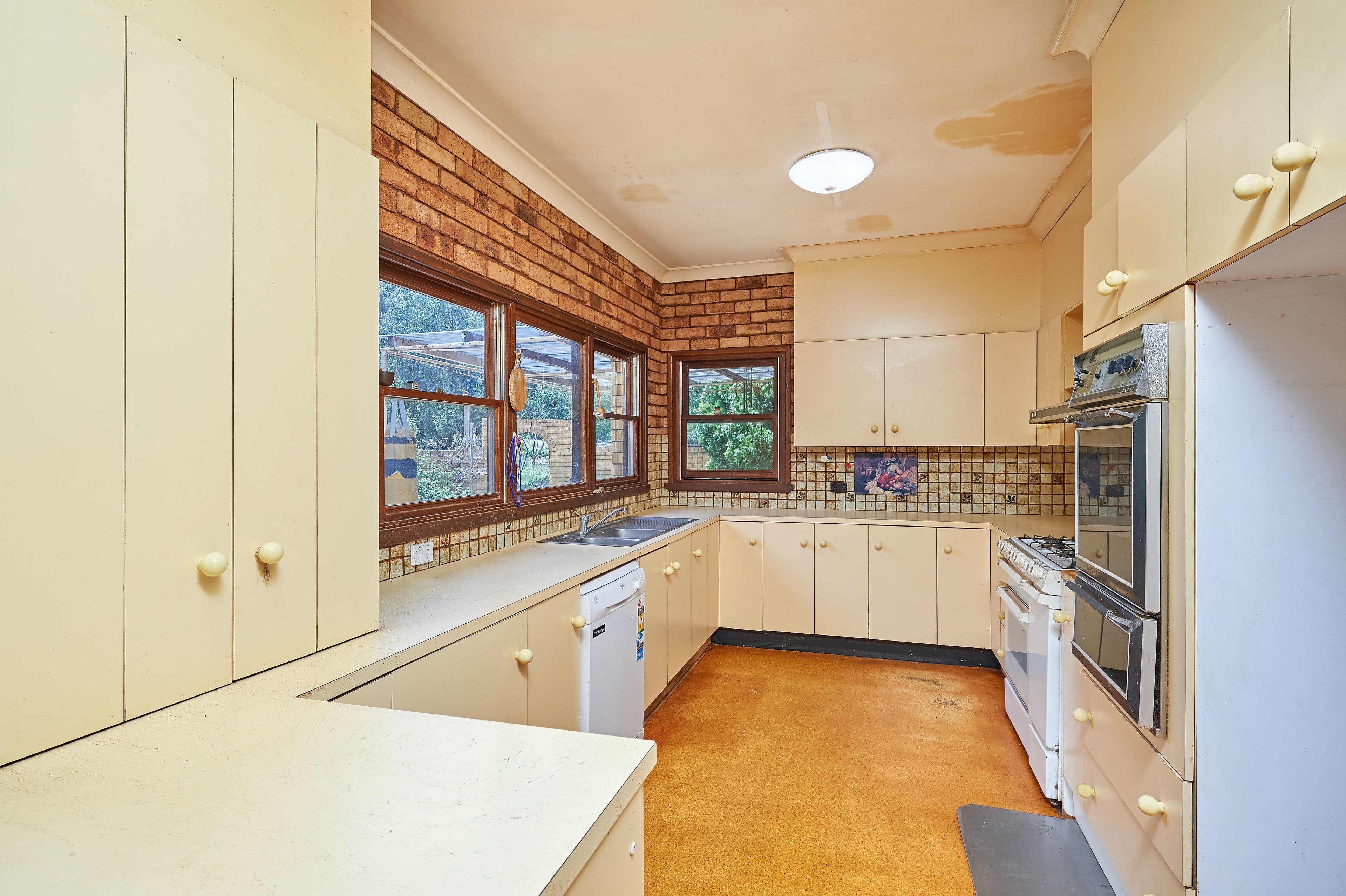2 Austin Place, Coolamon - Thumbnail 2