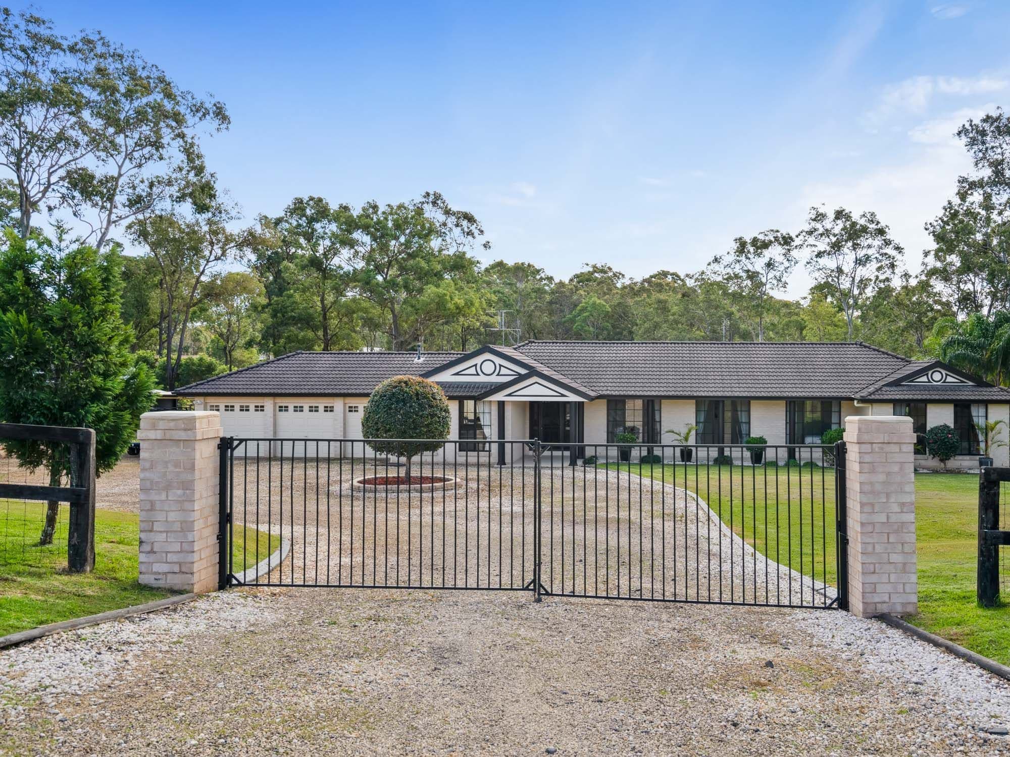 33 Holloway Drive, Jilliby NSW 2259, Jilliby - Thumbnail 2