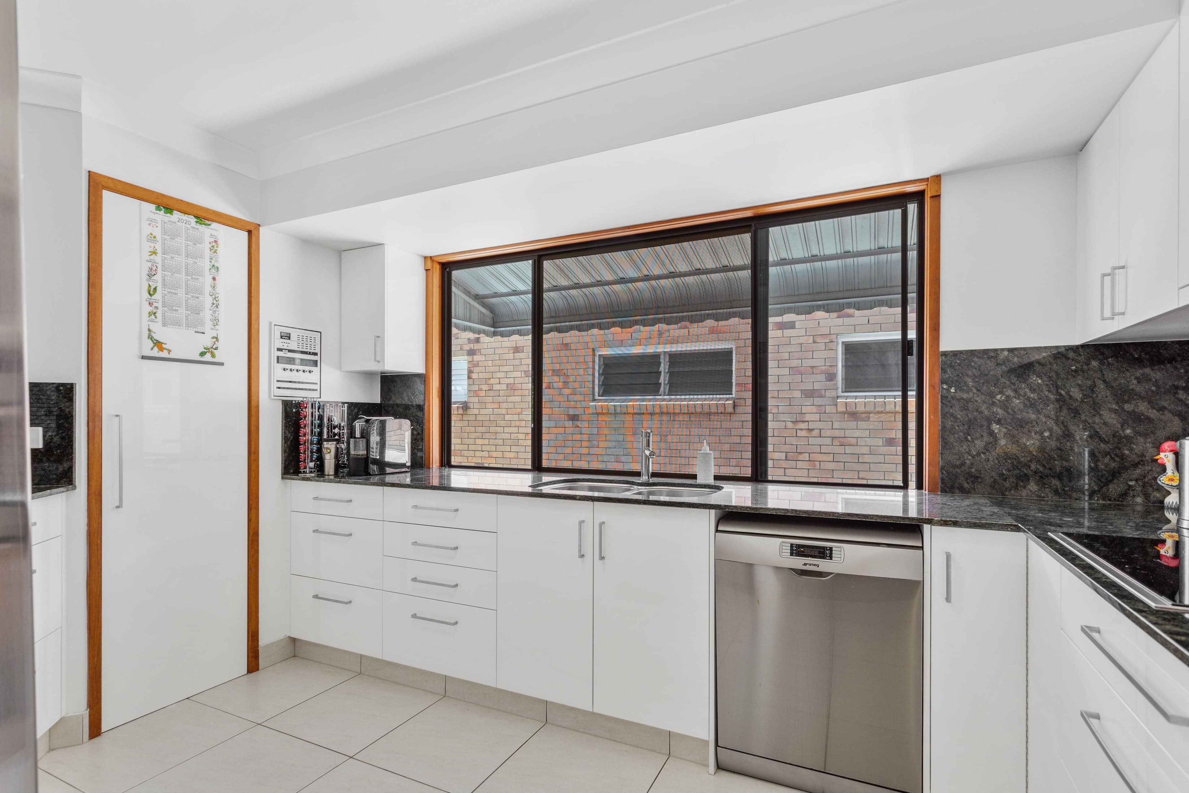 34 Petrel Avenue, Mermaid Beach QLD 4218, Mermaid Beach - Thumbnail 5