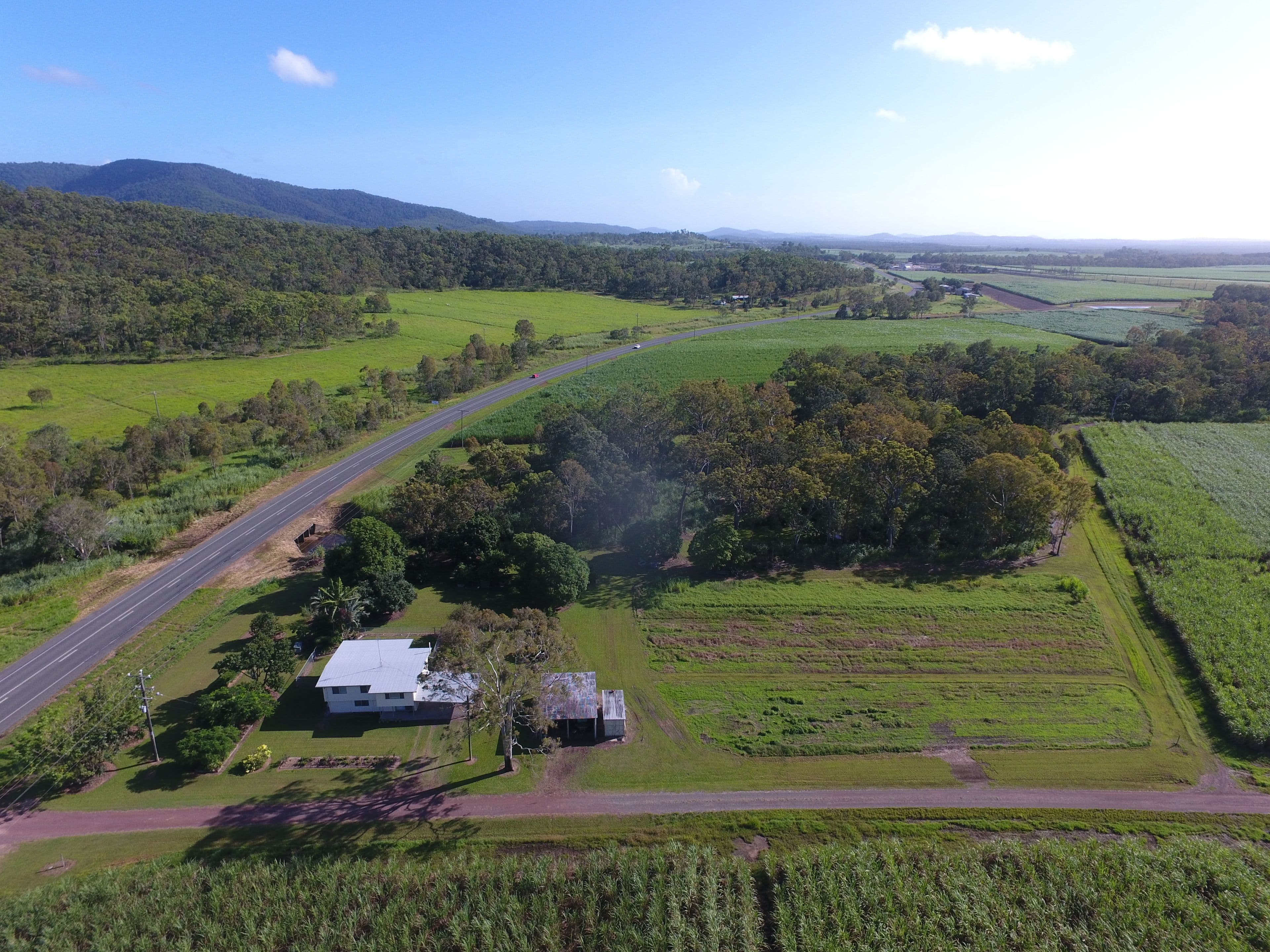 89806 Bruce Highway, Sarina QLD 4737, Sarina - Thumbnail 2