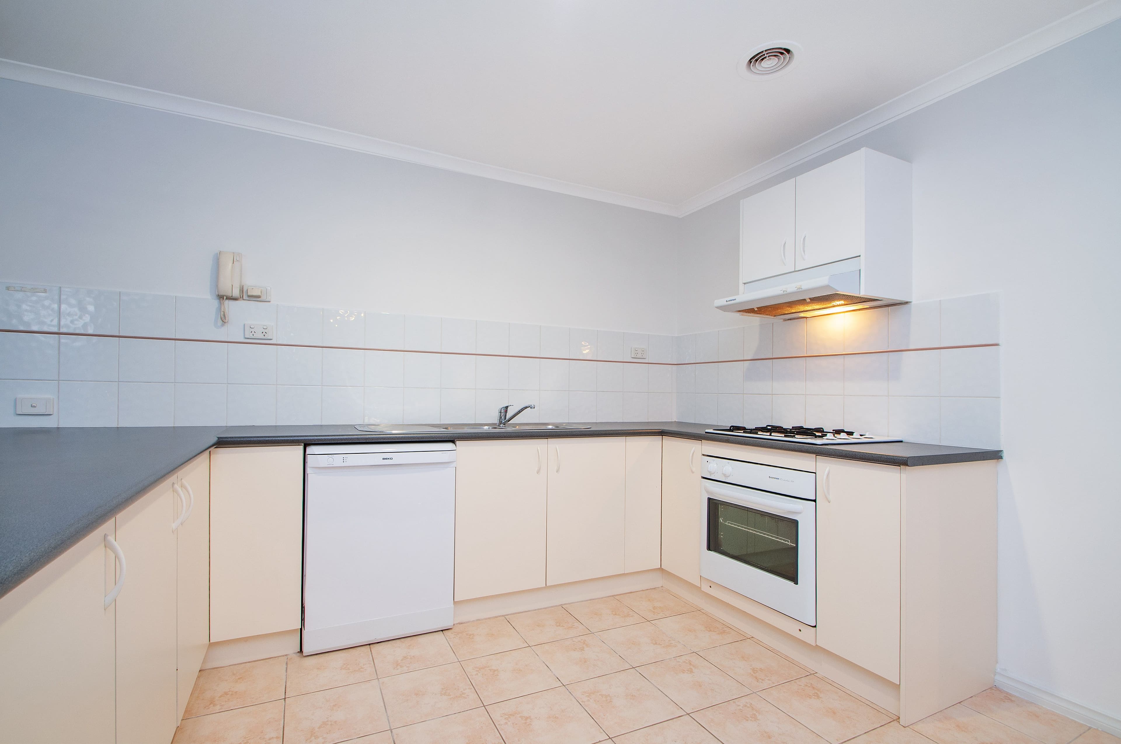 18-20 Louisa Street, Croydon VIC 3136, Croydon - Thumbnail 4