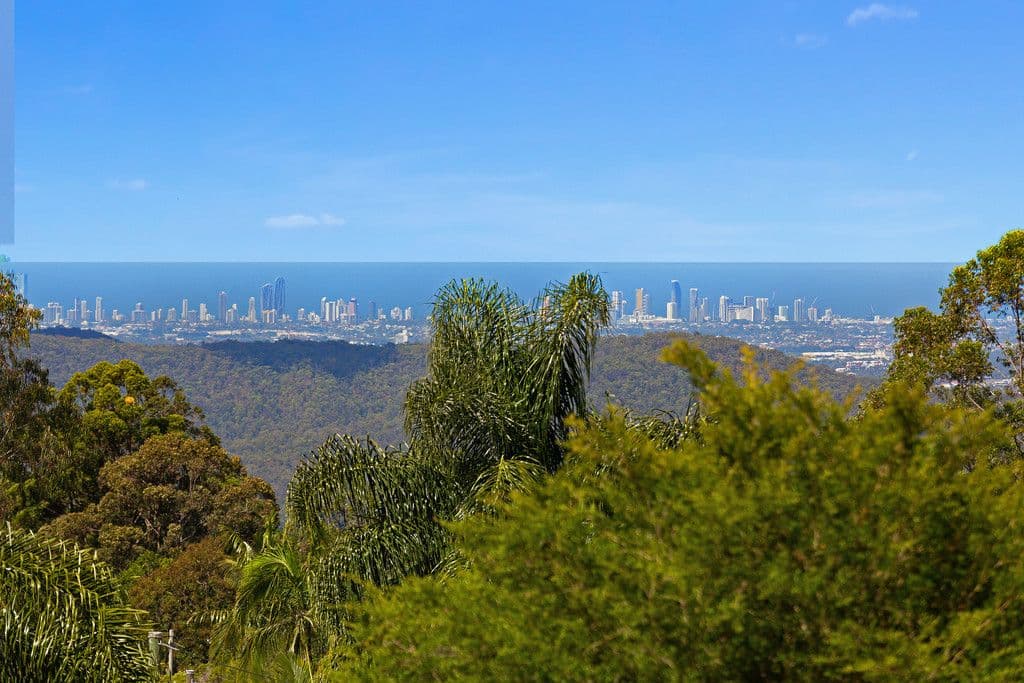 7 Bali Court, Tamborine Mountain QLD 4272, Tamborine Mountain - Thumbnail 2