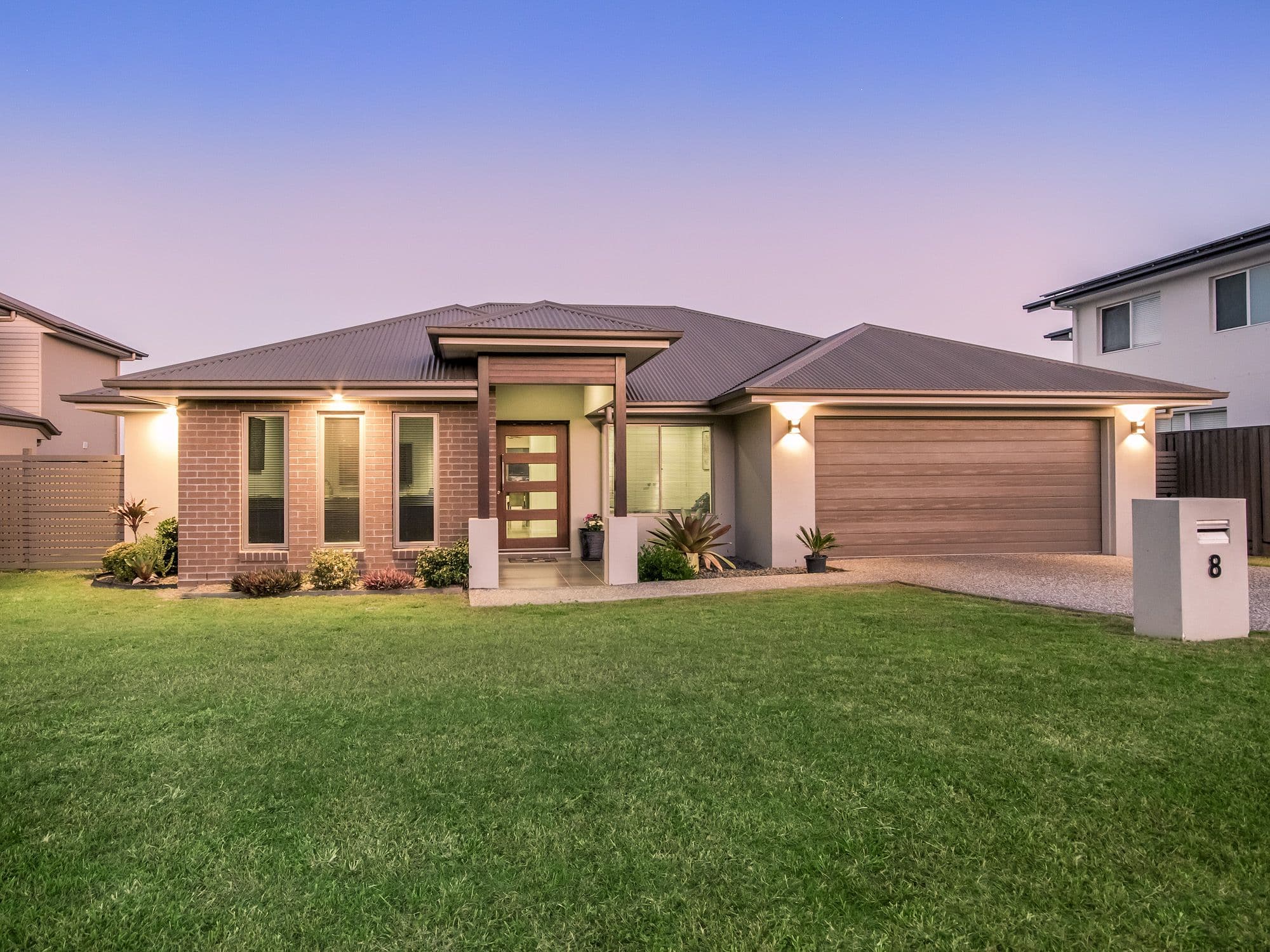 8 Springview Crescent, Maudsland QLD 4210, Maudsland - Thumbnail 2