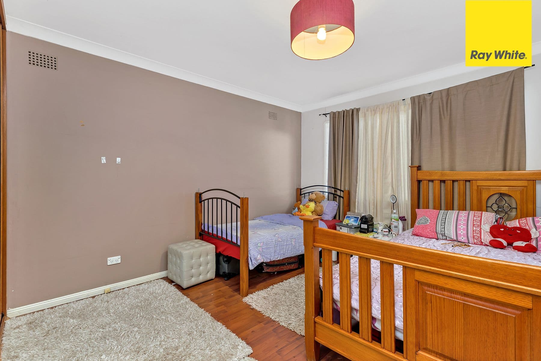 1 Maple Court, Greenacre - Thumbnail 3