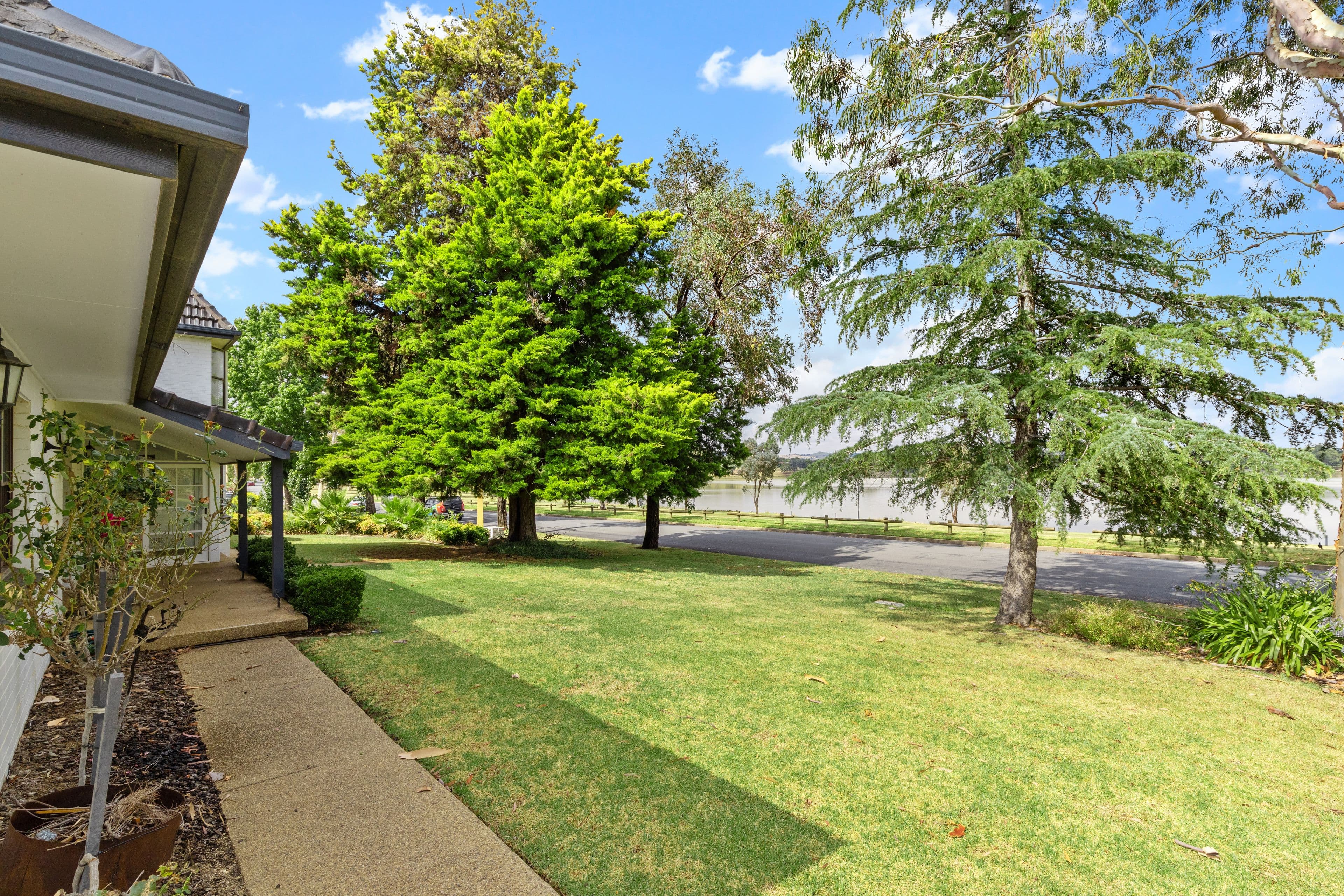 32 Eastlake Drive, Lake Albert NSW 2650, Lake Albert - Thumbnail 2