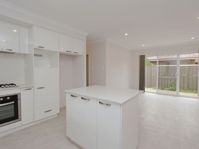 7/2 Wallace Street, Belmont WA 6104, Belmont - Thumbnail 3