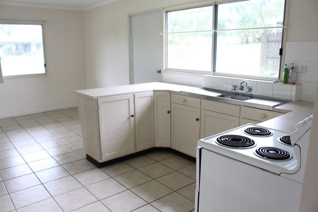 24 Maralyn Avenue, Grasstree Beach QLD 4740, Grasstree Beach - Thumbnail 3