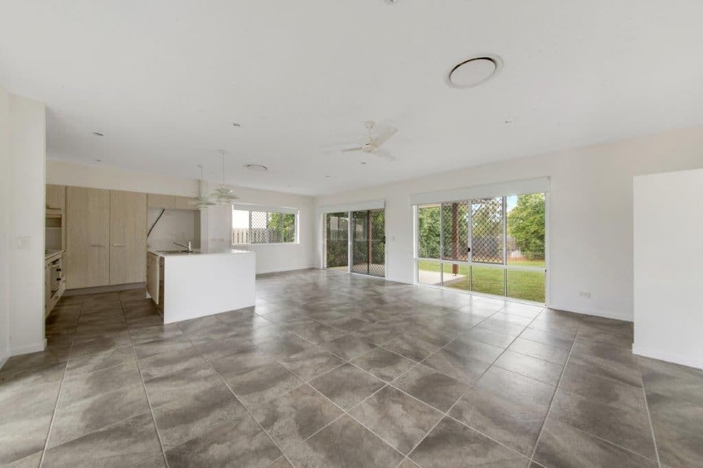 3 Isla Court, New Auckland QLD 4680, New Auckland - Thumbnail 3
